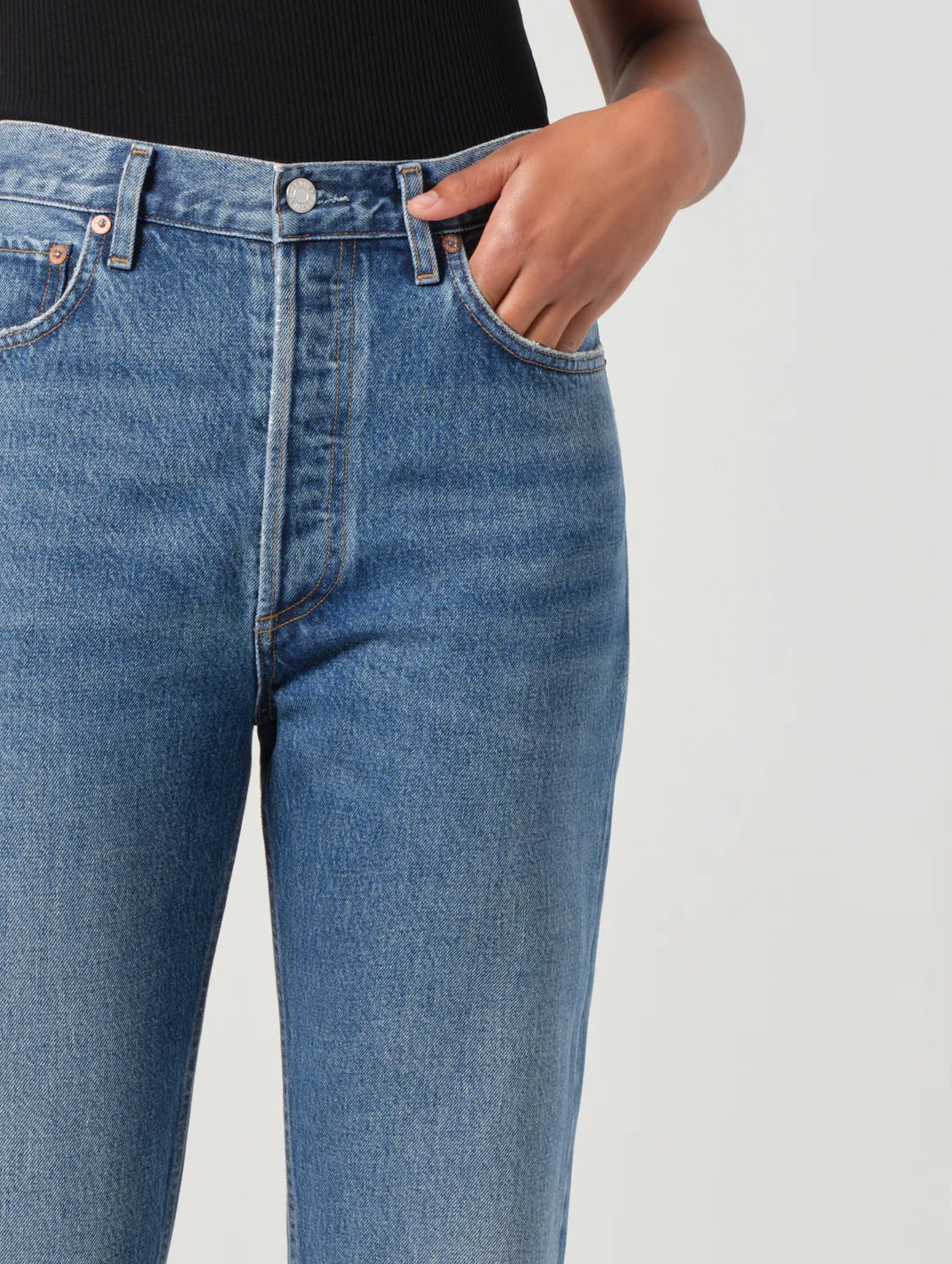 90's Pinch Waist High Rise Straight Jean in Essence