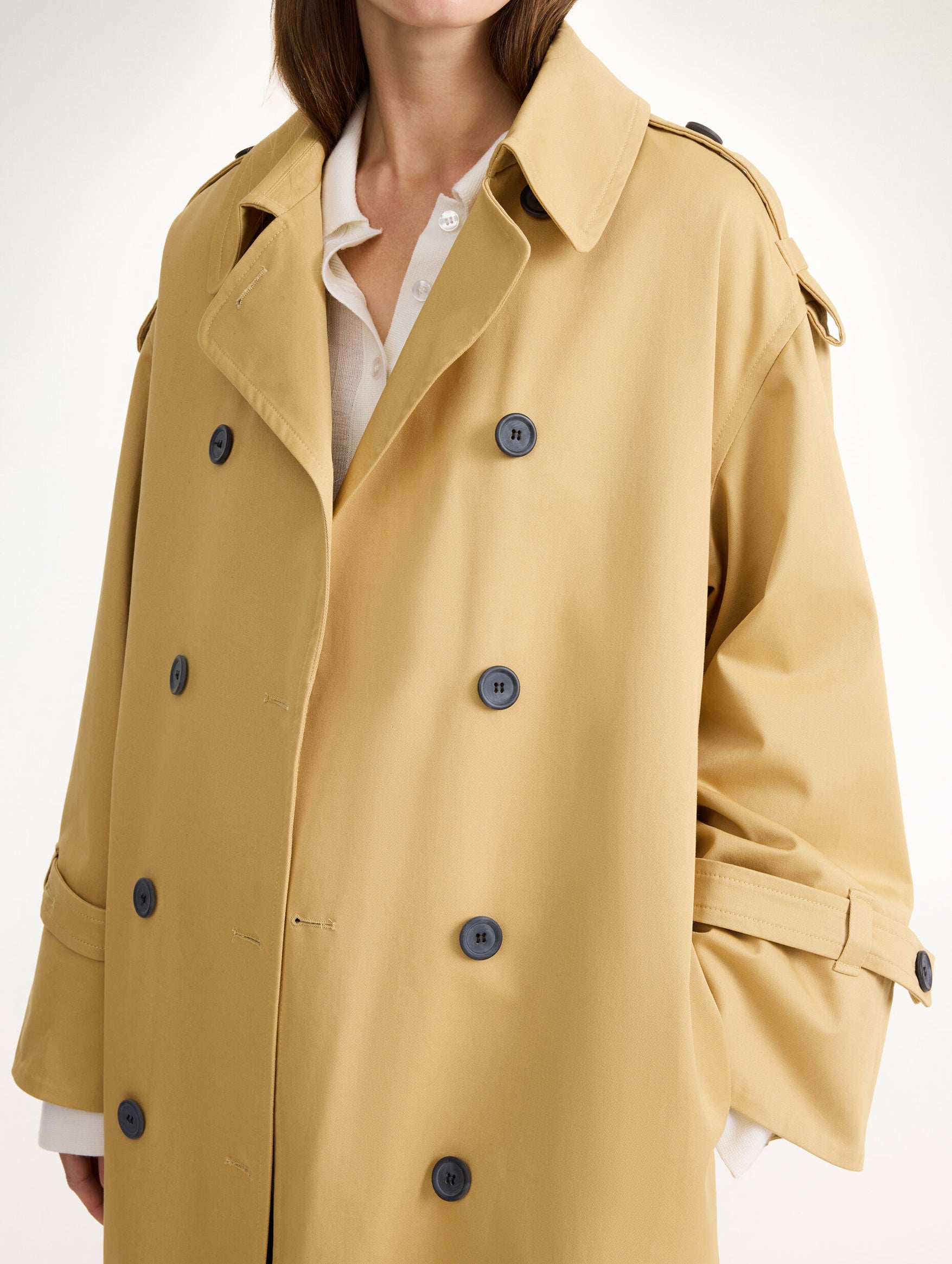 Alanis Trench Coat in Sand Beige