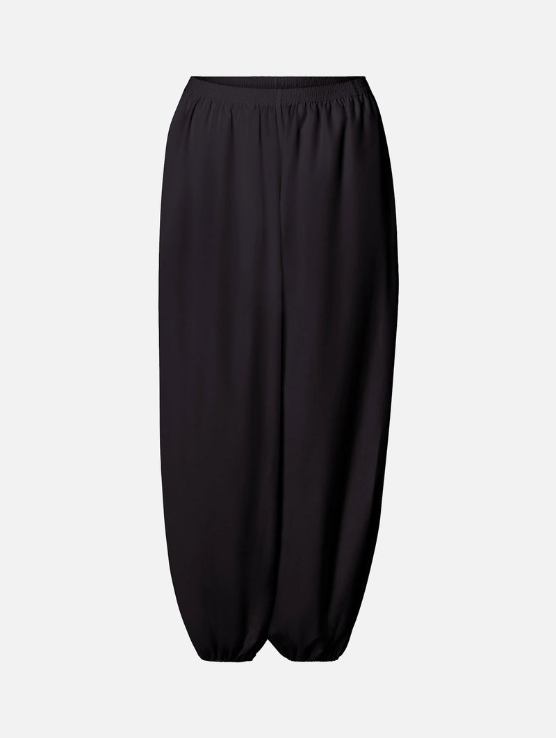 Almaya Balloon Pant in Black