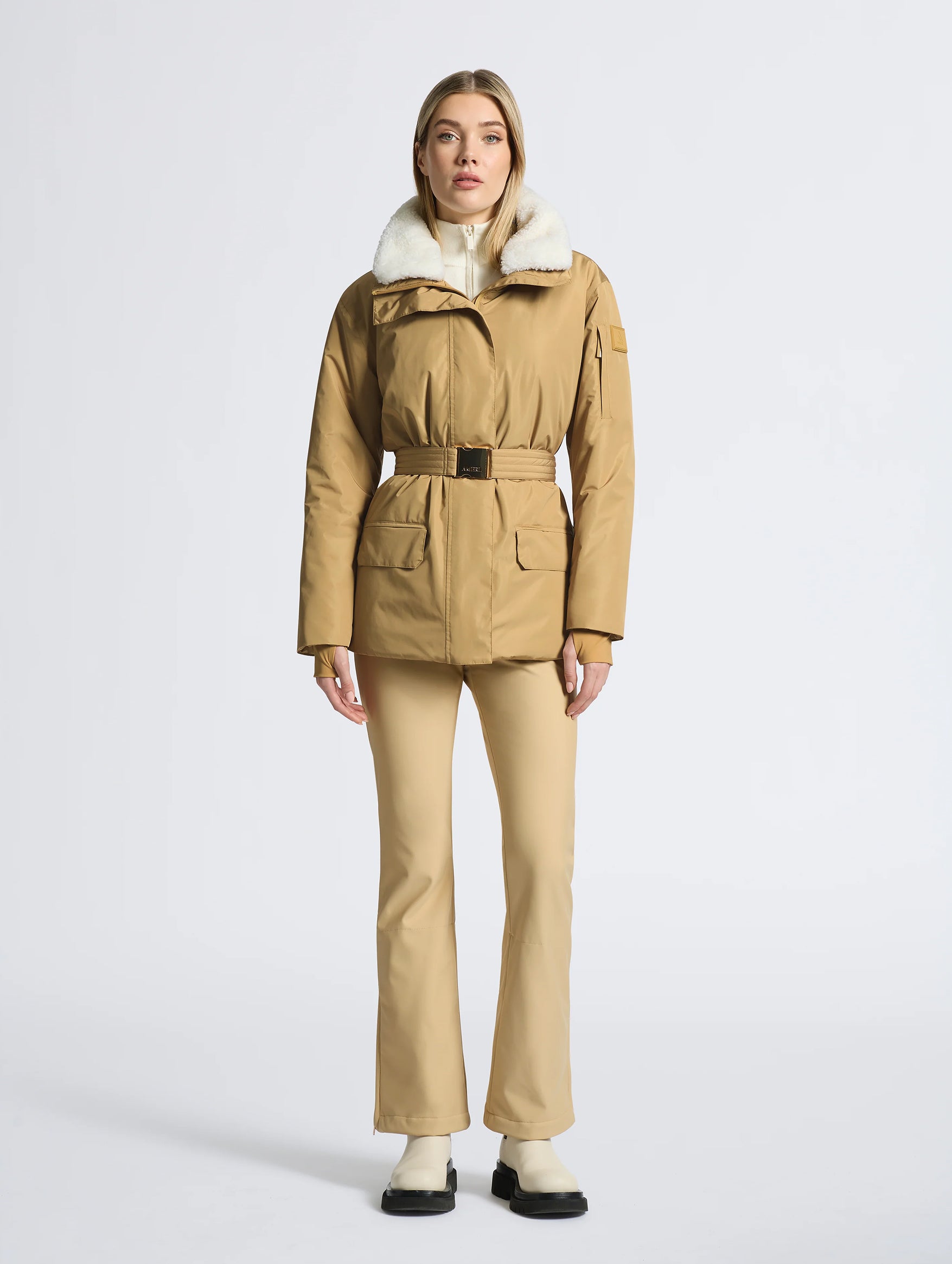 Aurora Ski Jacket in Tan