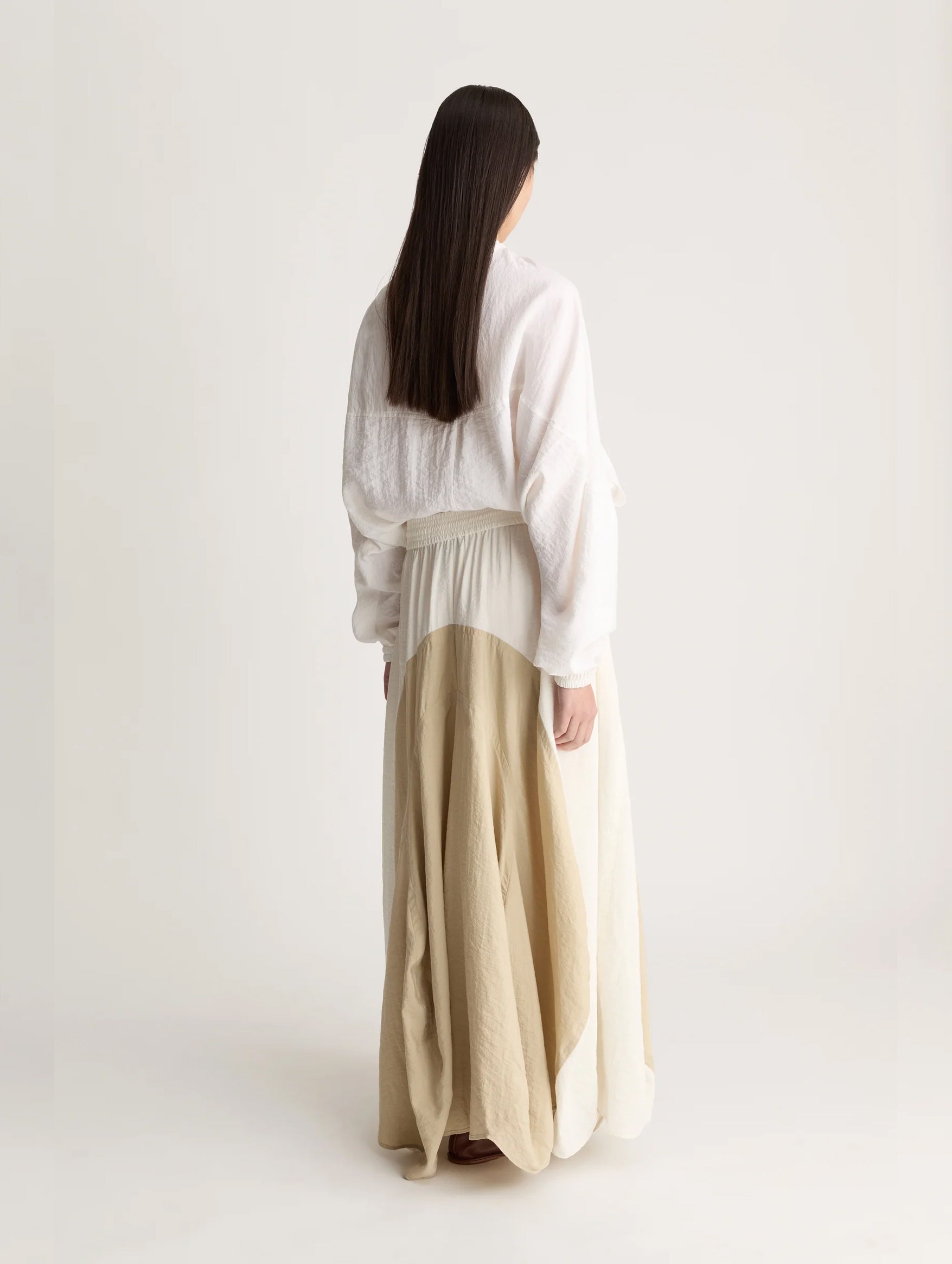 Alexia Skirt in Sand