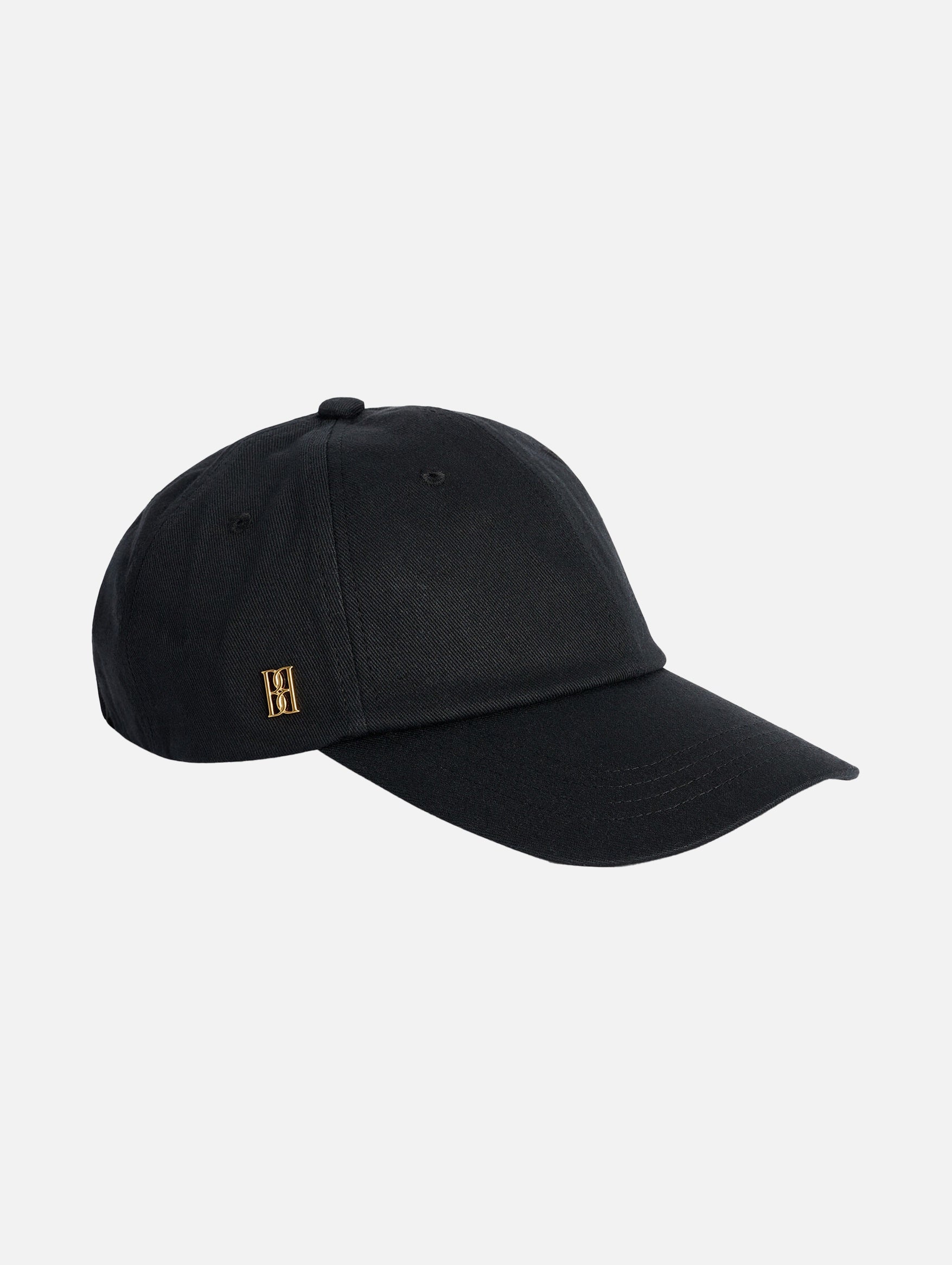 Aubriela Cotton Cap in Black