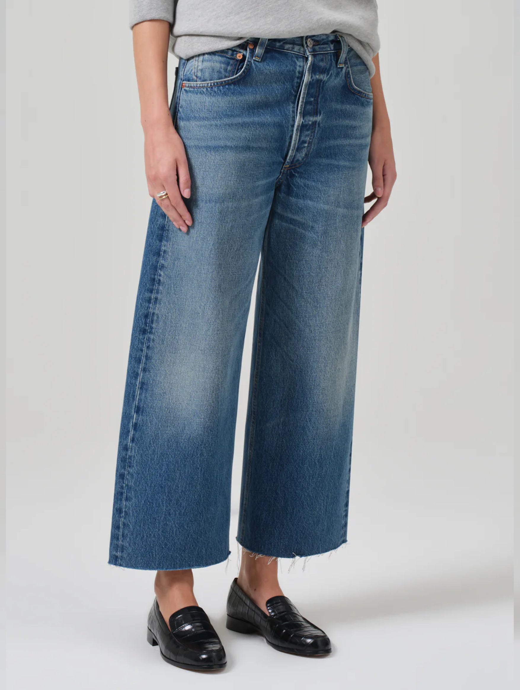 Ayla Raw Hem Crop Jean in Doheny