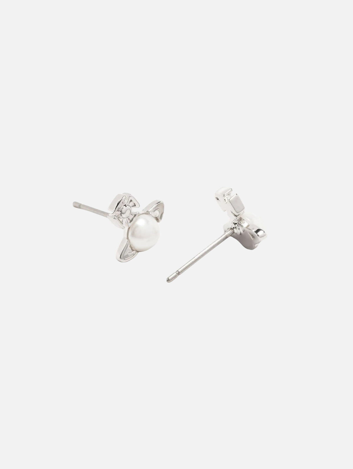 Balbina Earrings in Platinum & Cream Pearl