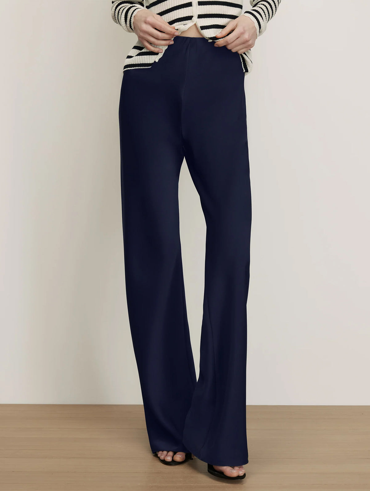 Braddock Pant in Navy