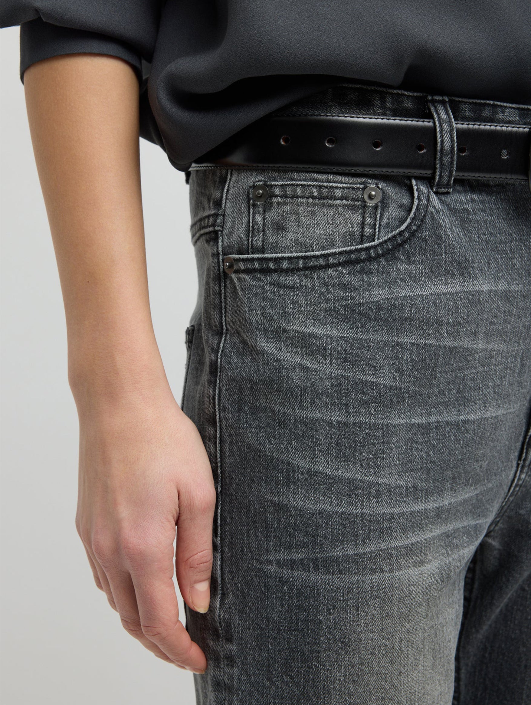 Black Stretch Selvedge Denim Charlotte Jean in Vintage Black