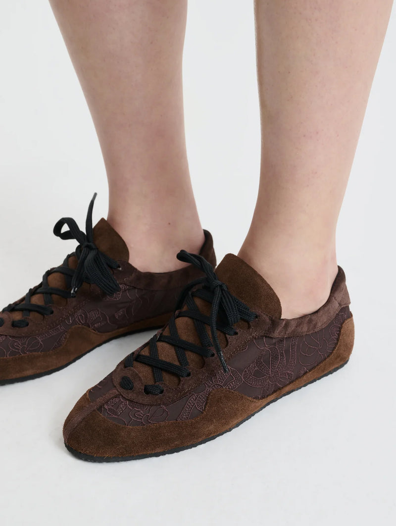 Blaise Soft Sneakers in Brown
