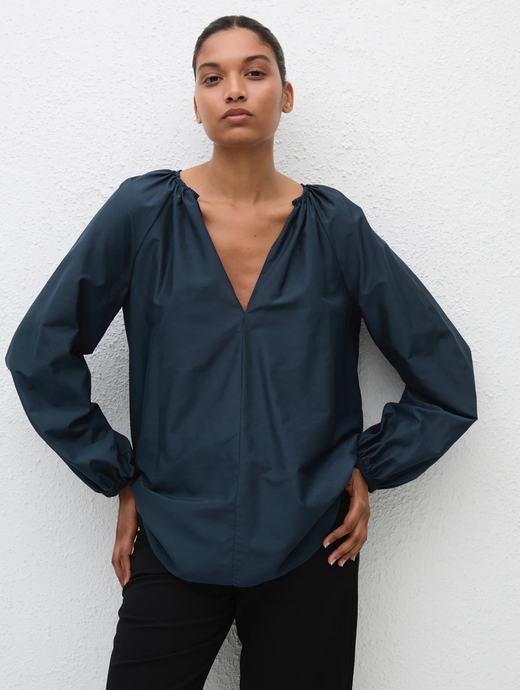 Voluminous Blouse in Midnight