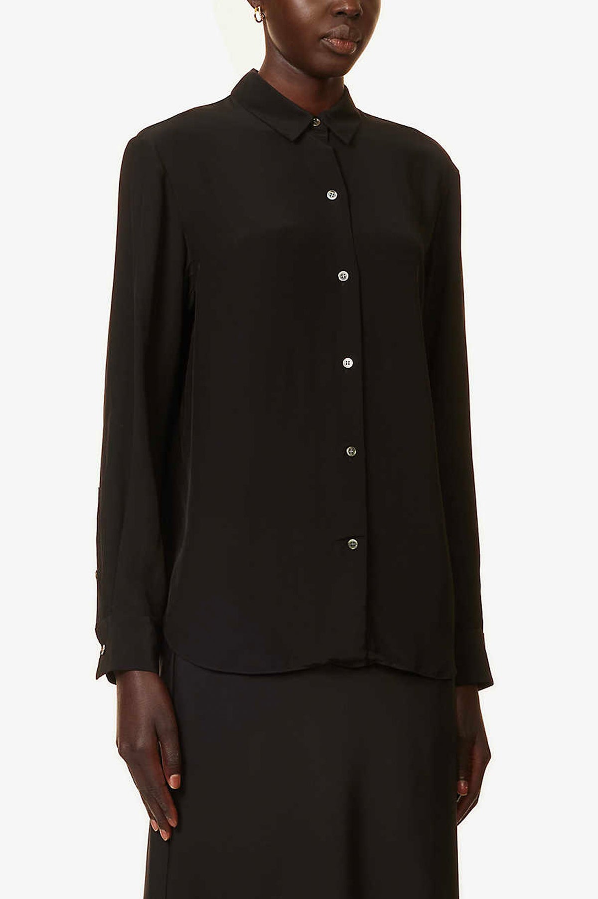 Classic Collar Shirt in Black