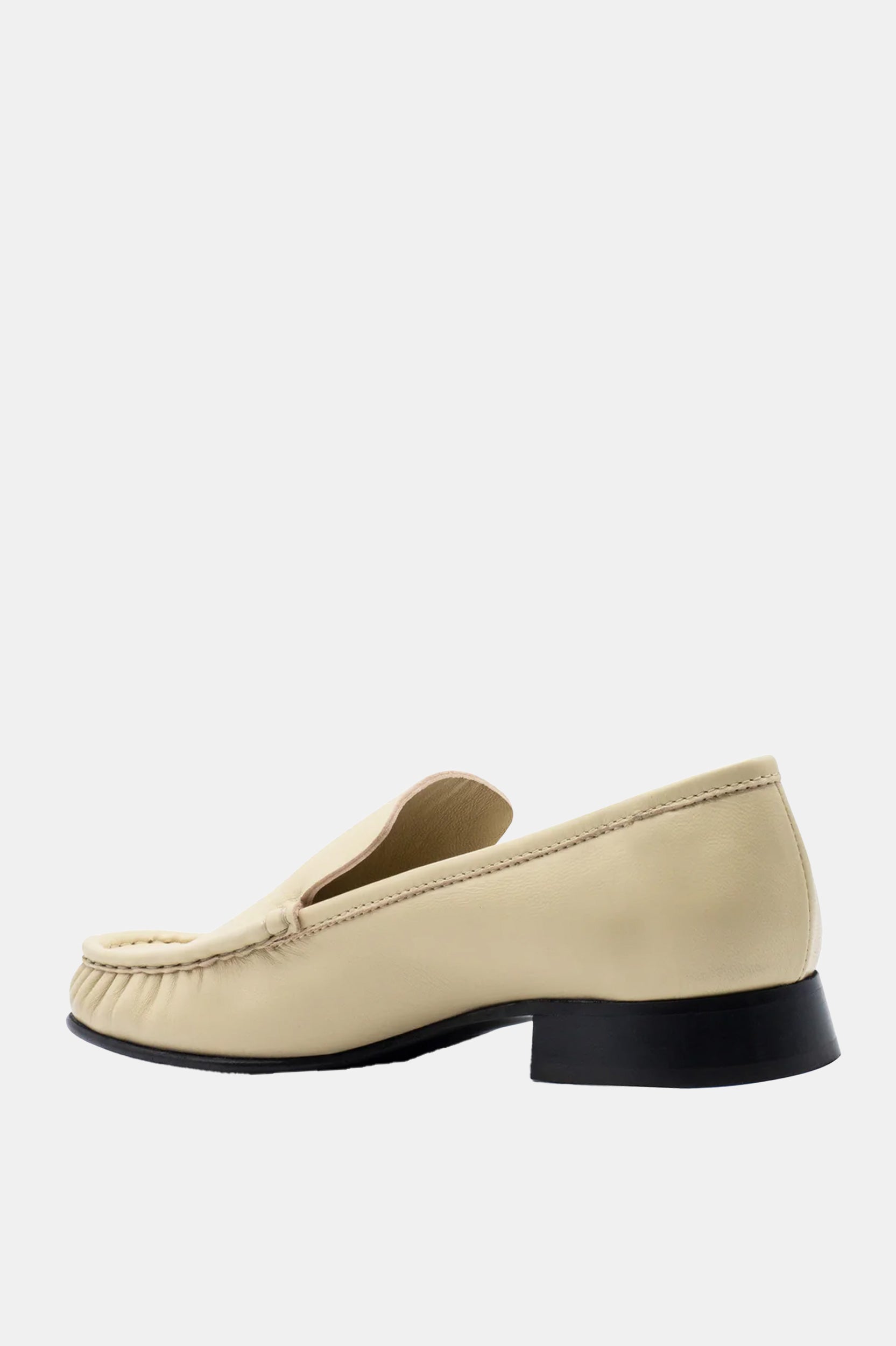 Bodil Nappa Loafer in Cream