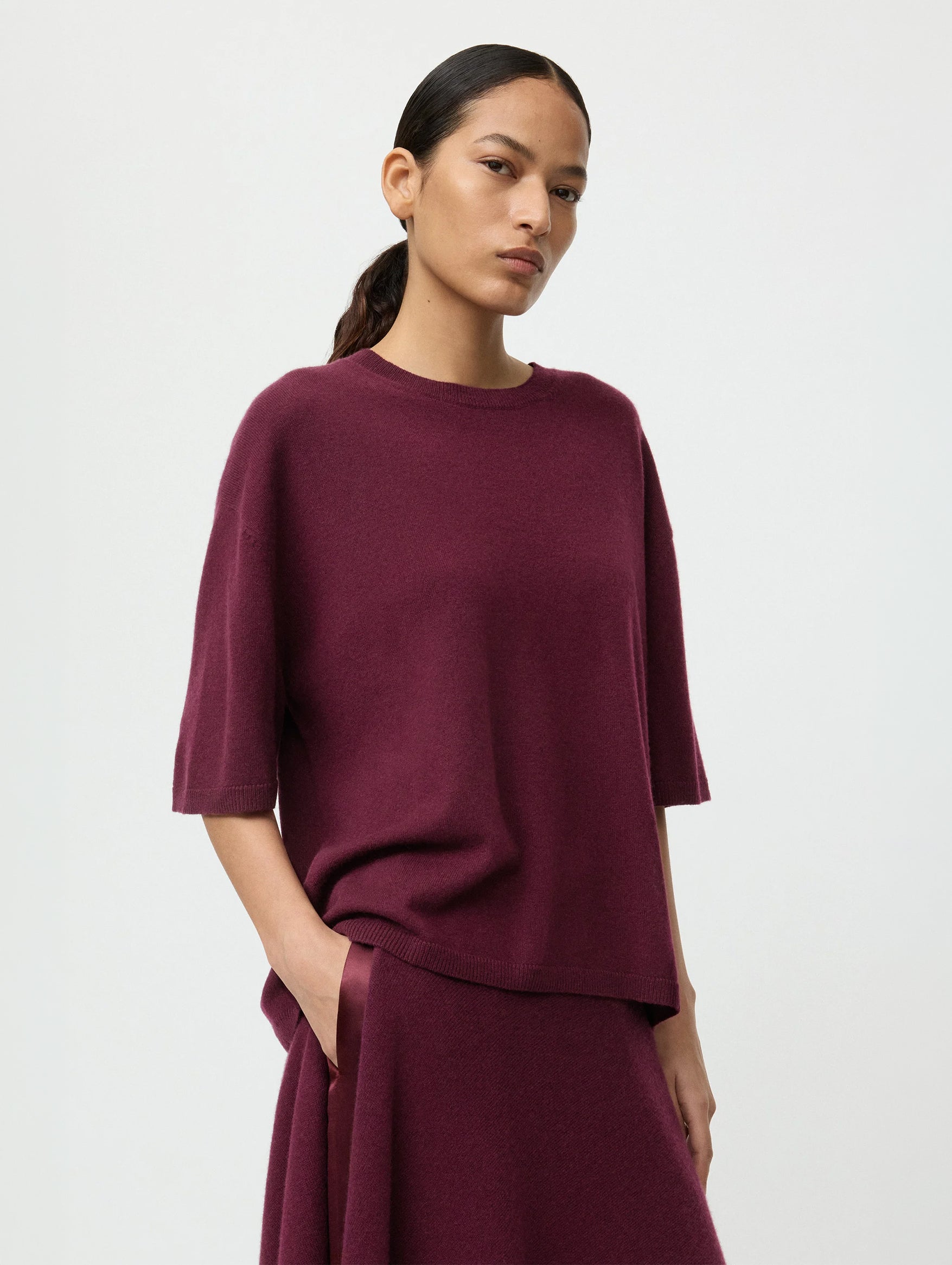 Boyfriend Tee in Bordeaux