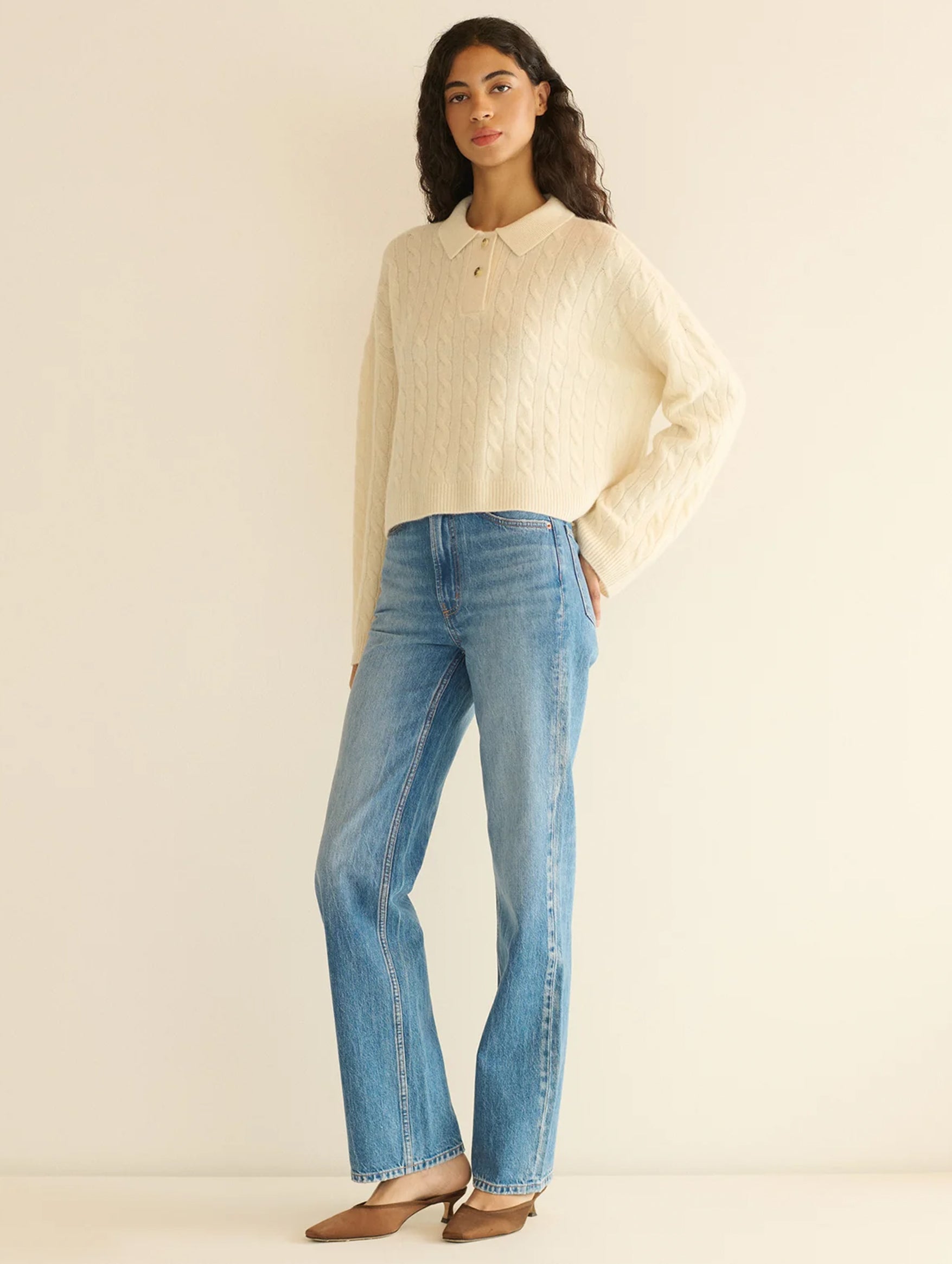 Cambridge Cashmere Sweater in Magnolia