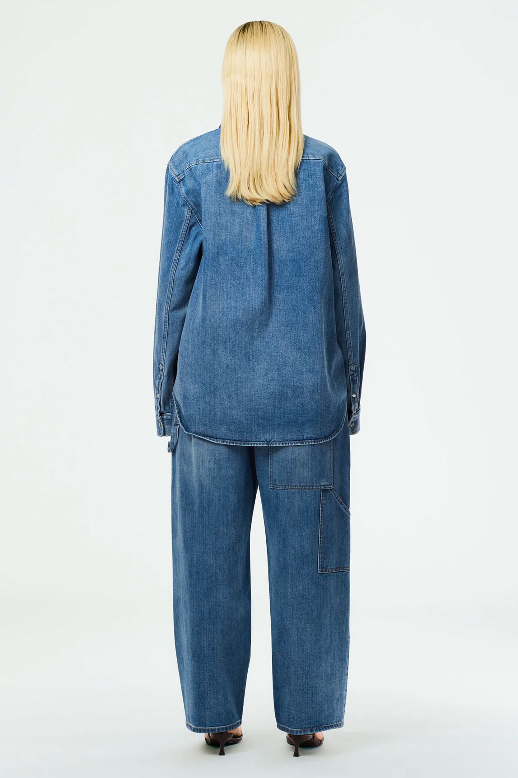 Slouchy Carpenter Jean in Classic Wash Denim