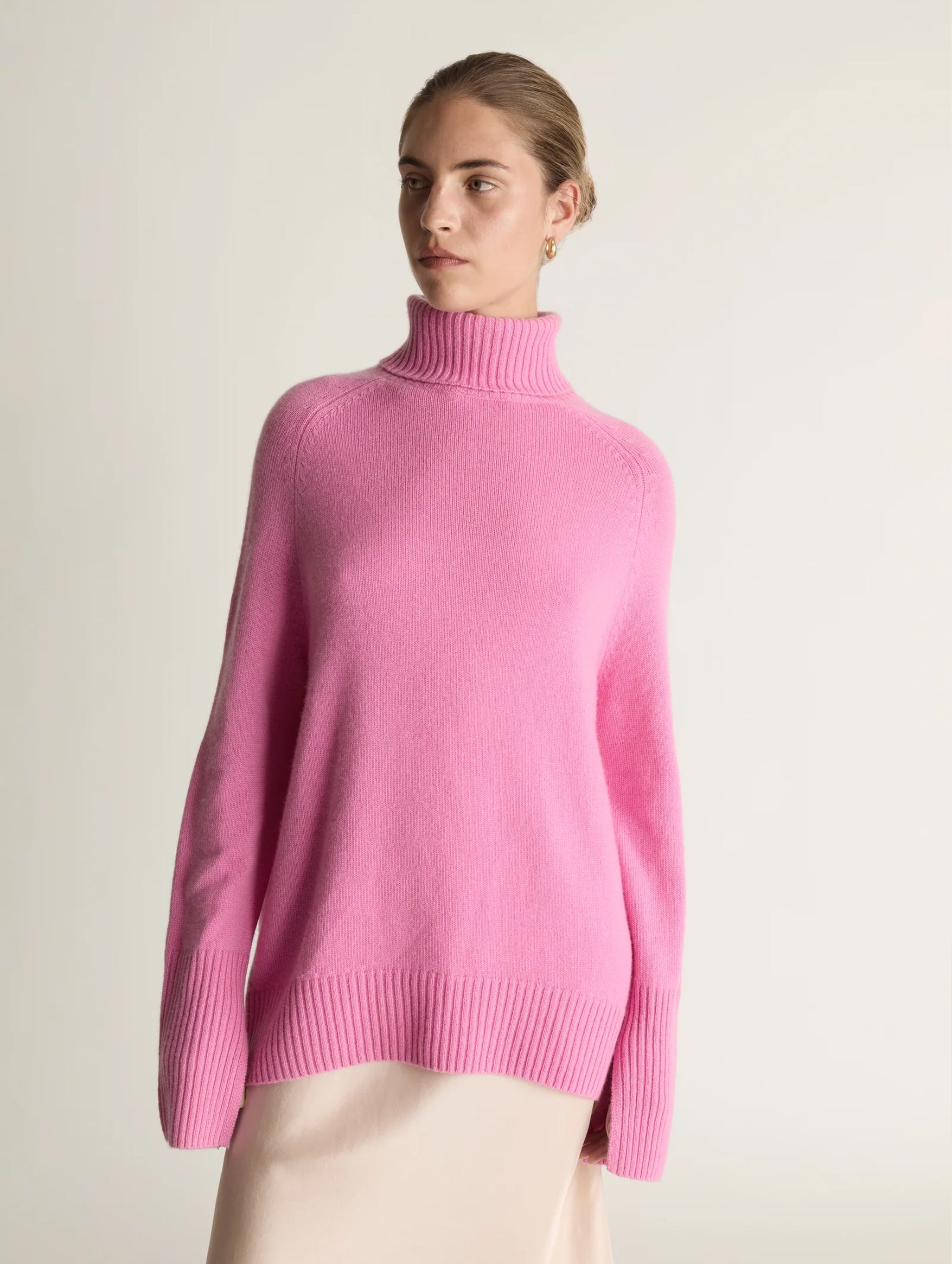 Cashmere Turtleneck in Bubblegum