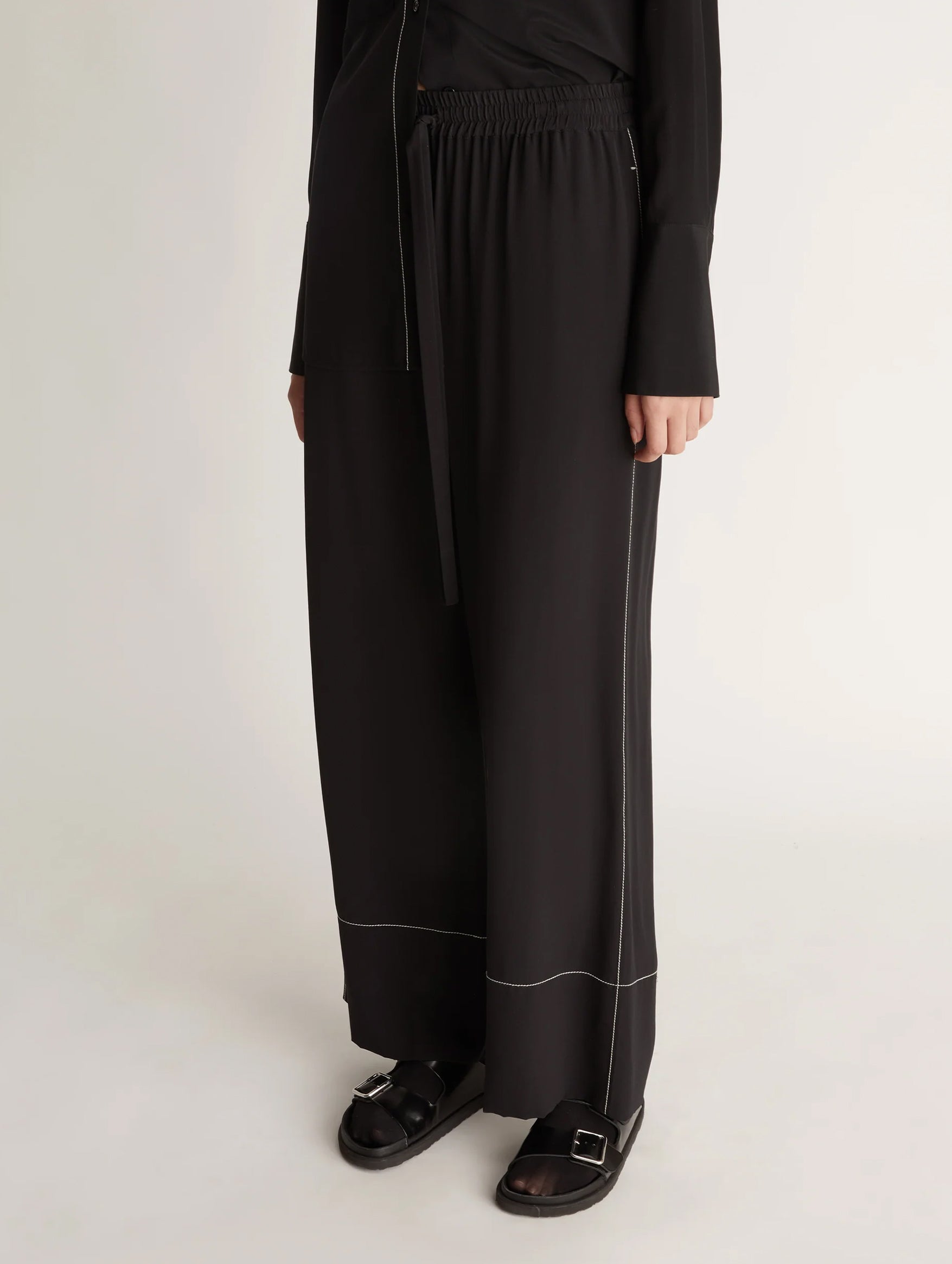 Cassini Silk Pant in Black