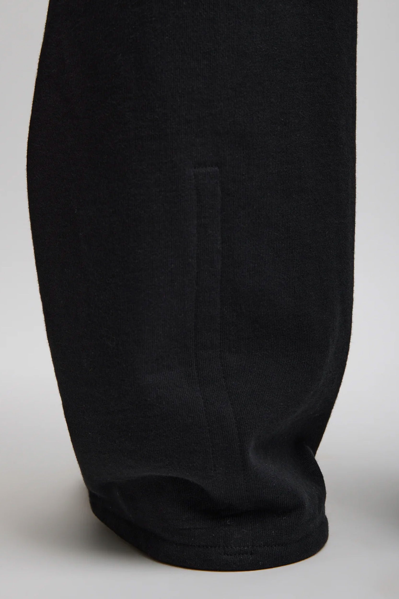 Cecil Sweatpant in Black