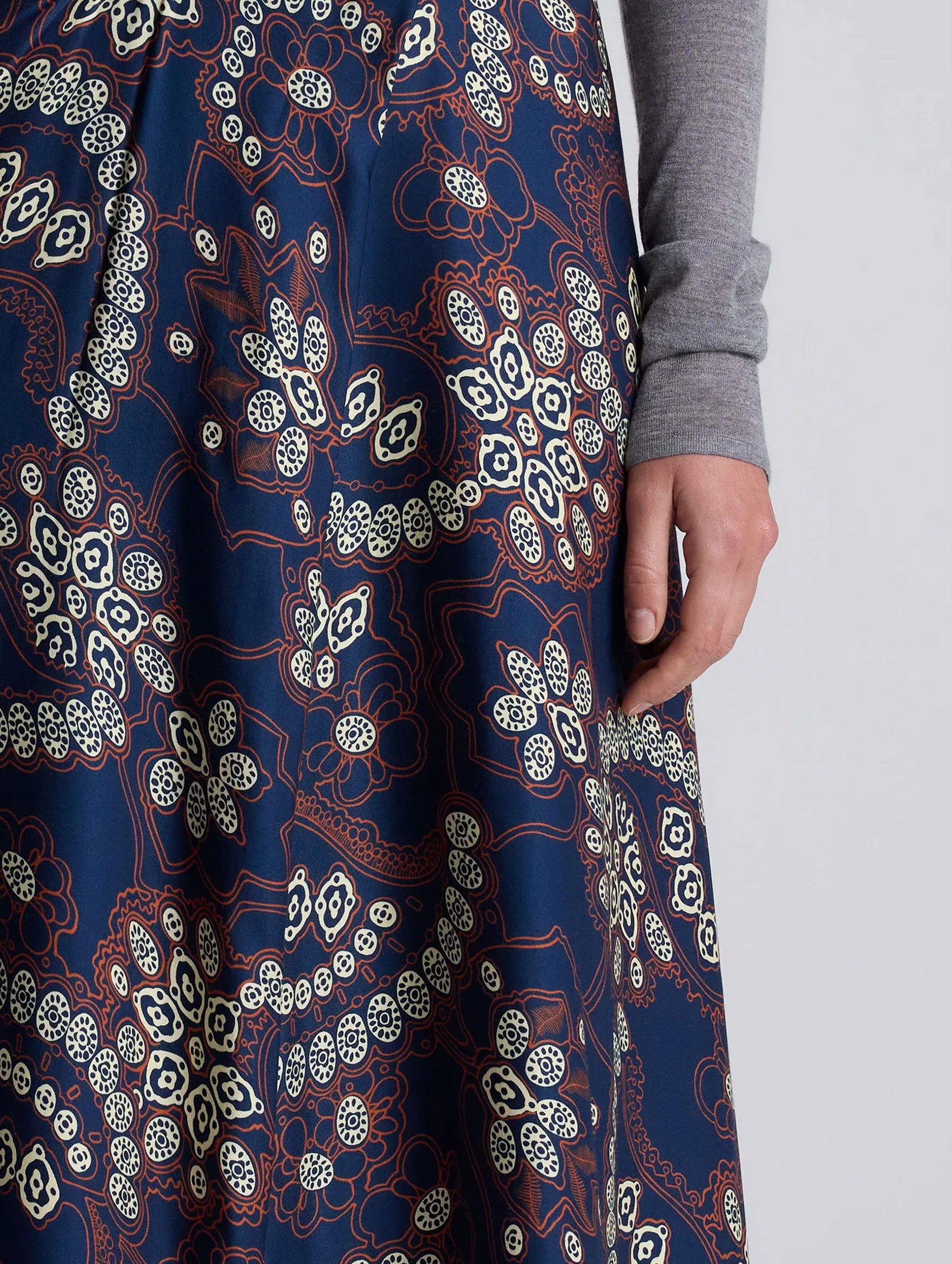 Clara Paisley Skirt in Navy