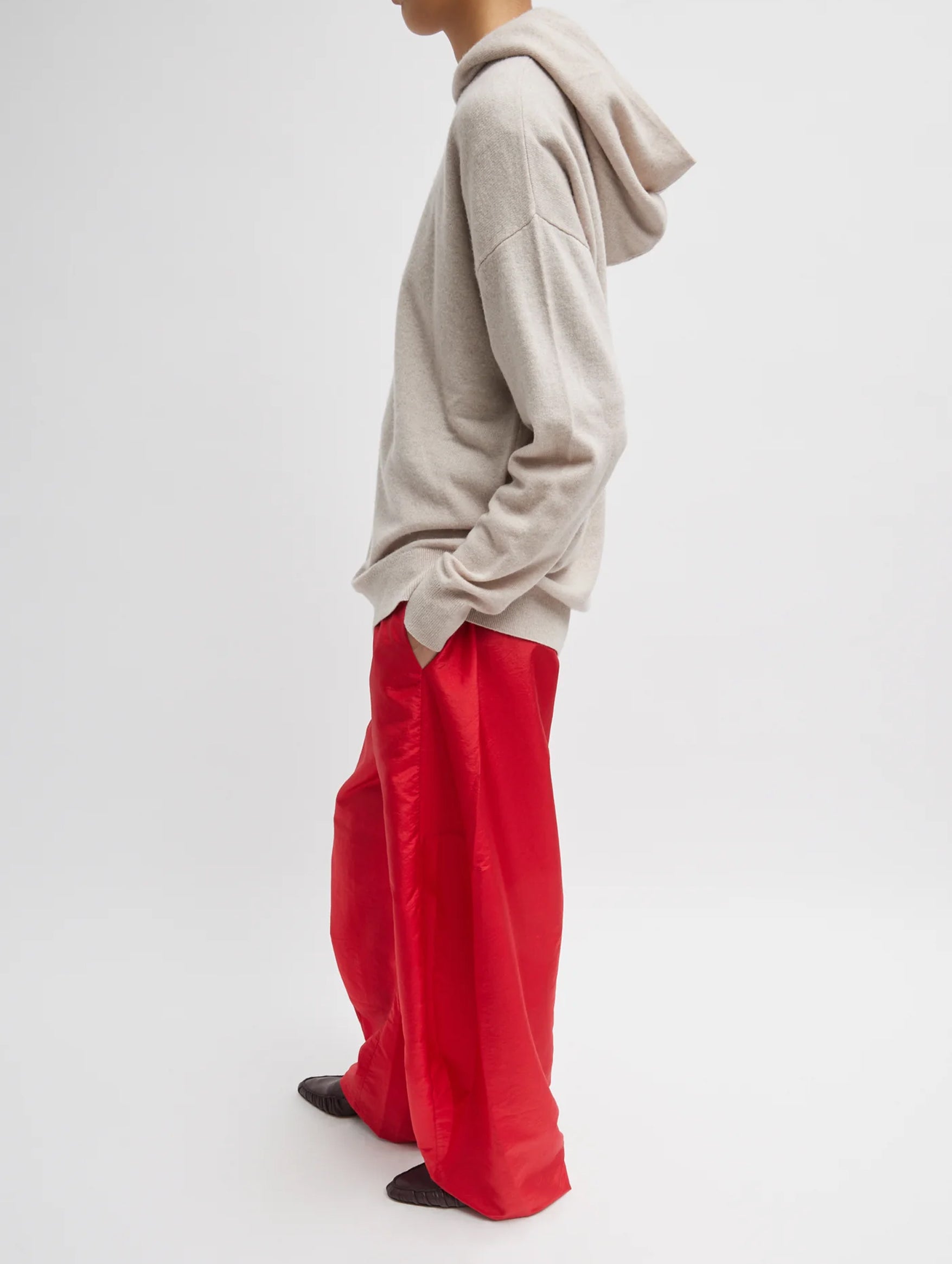 Crispy Nylon Short Winslow Pant in Red