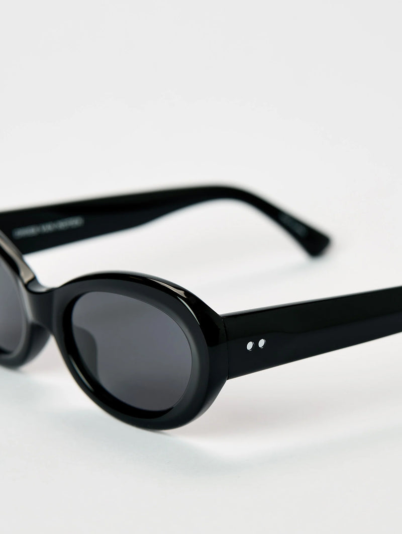 DVN211C1SUN in Black/ Silver/ Grey