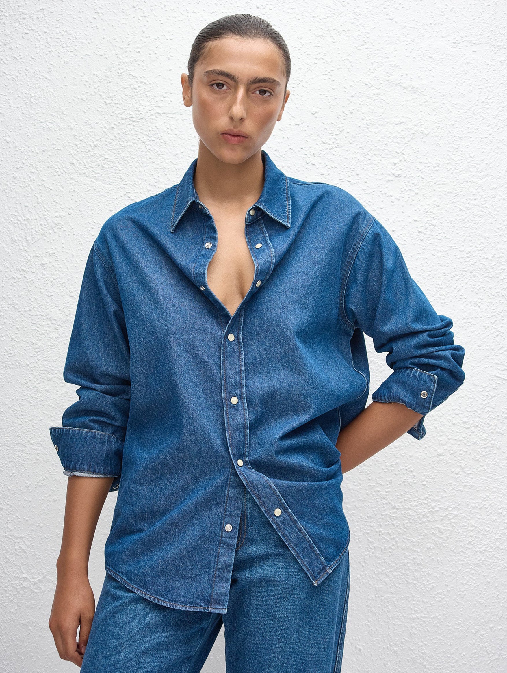Denim Shirt in Classic Wash