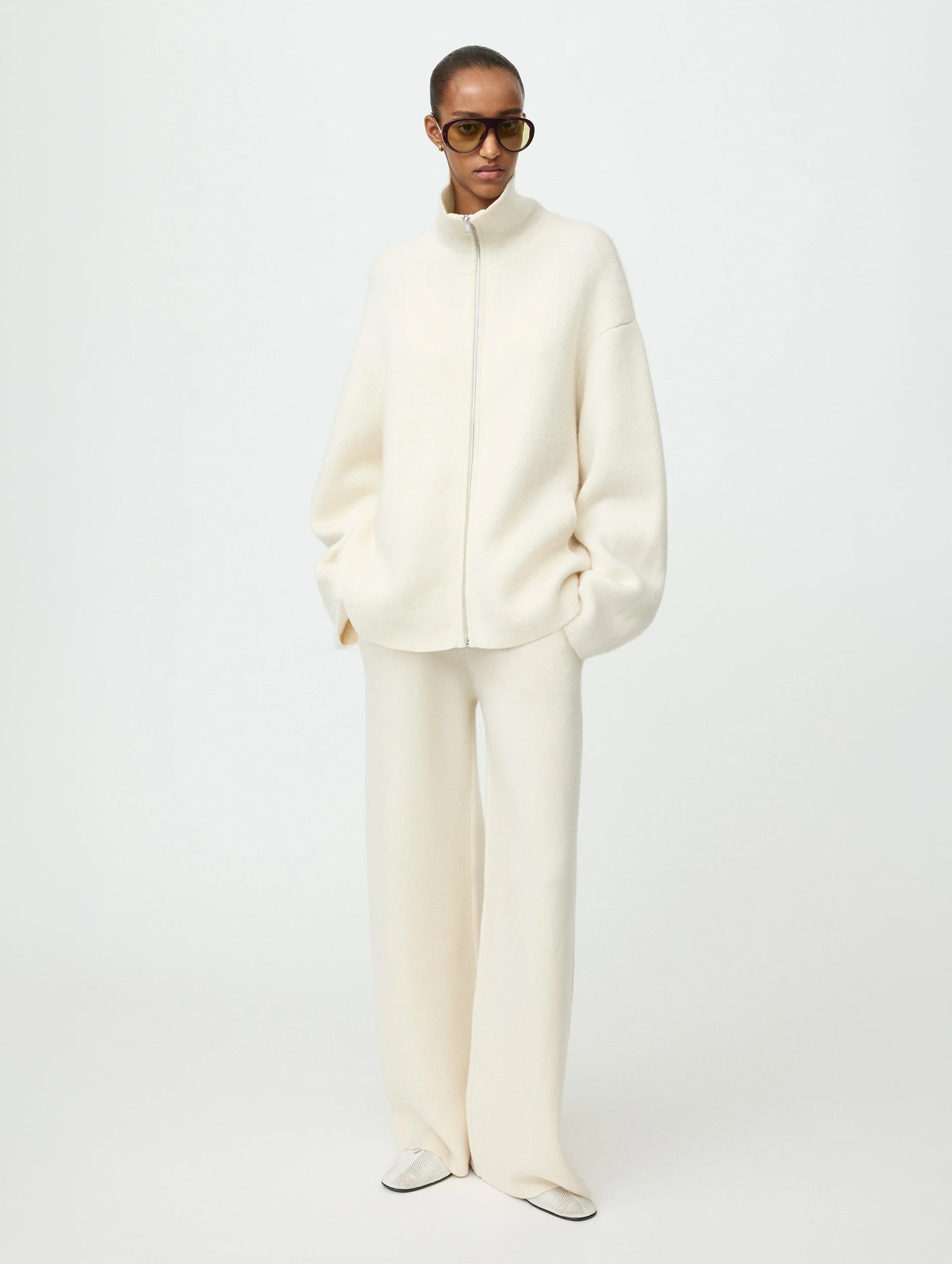 Double Knit Cardigan in Feather White