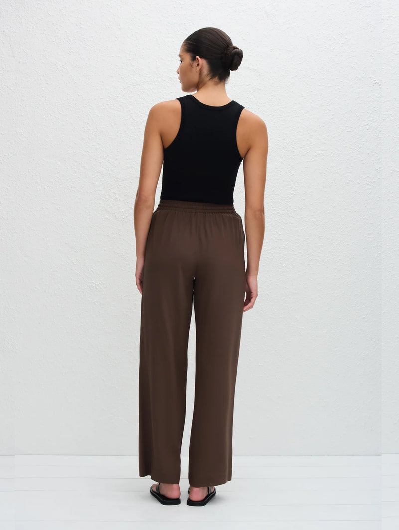Drawstring Trouser in Truffle