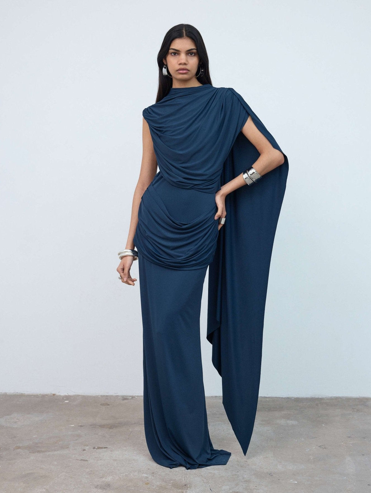 Elara Maxi Dress In Midnight