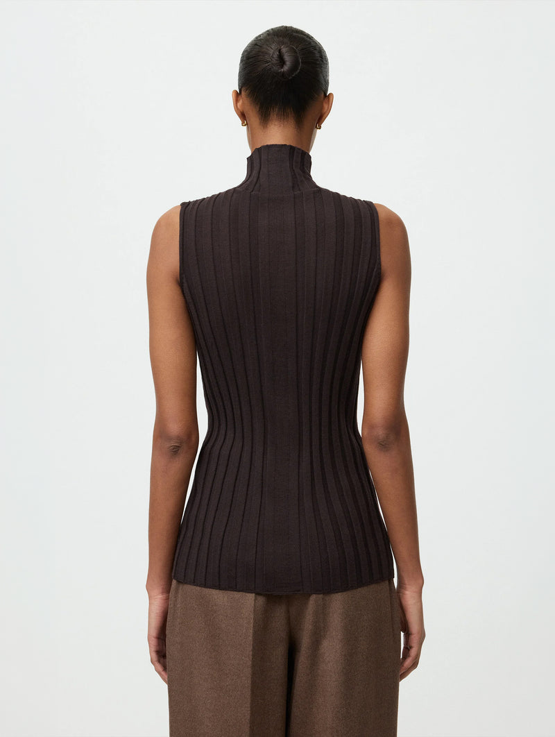 Featherlight Turtleneck Singlet in Mocha