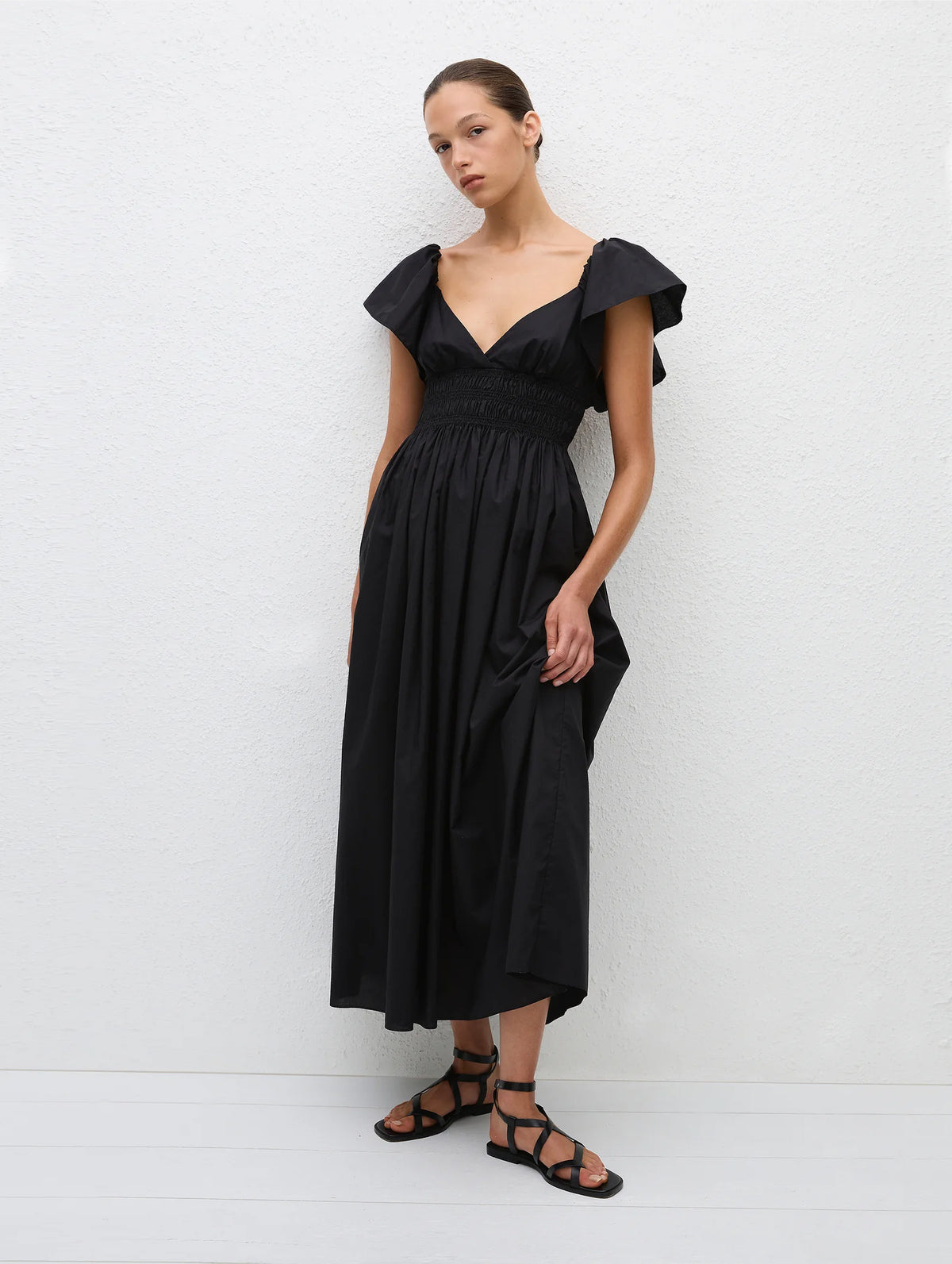 Flutter Sleeve Midi Dress in Black