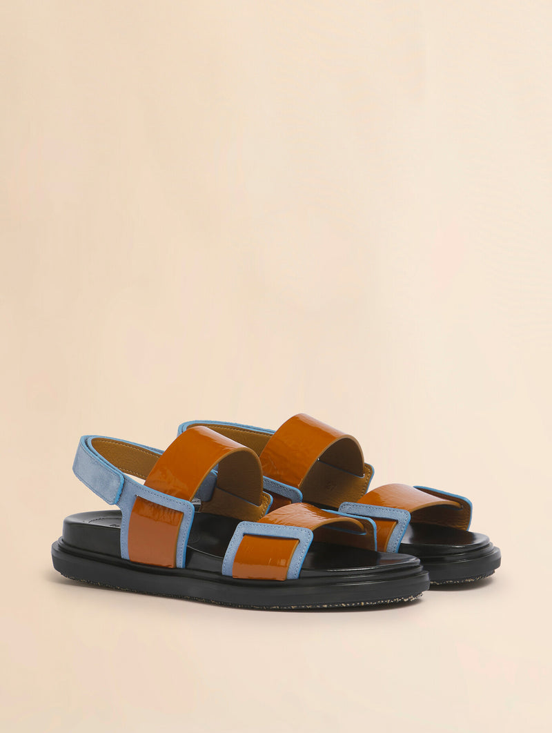 Fussbett Double-Strap Sandal in Light Brown and Blue