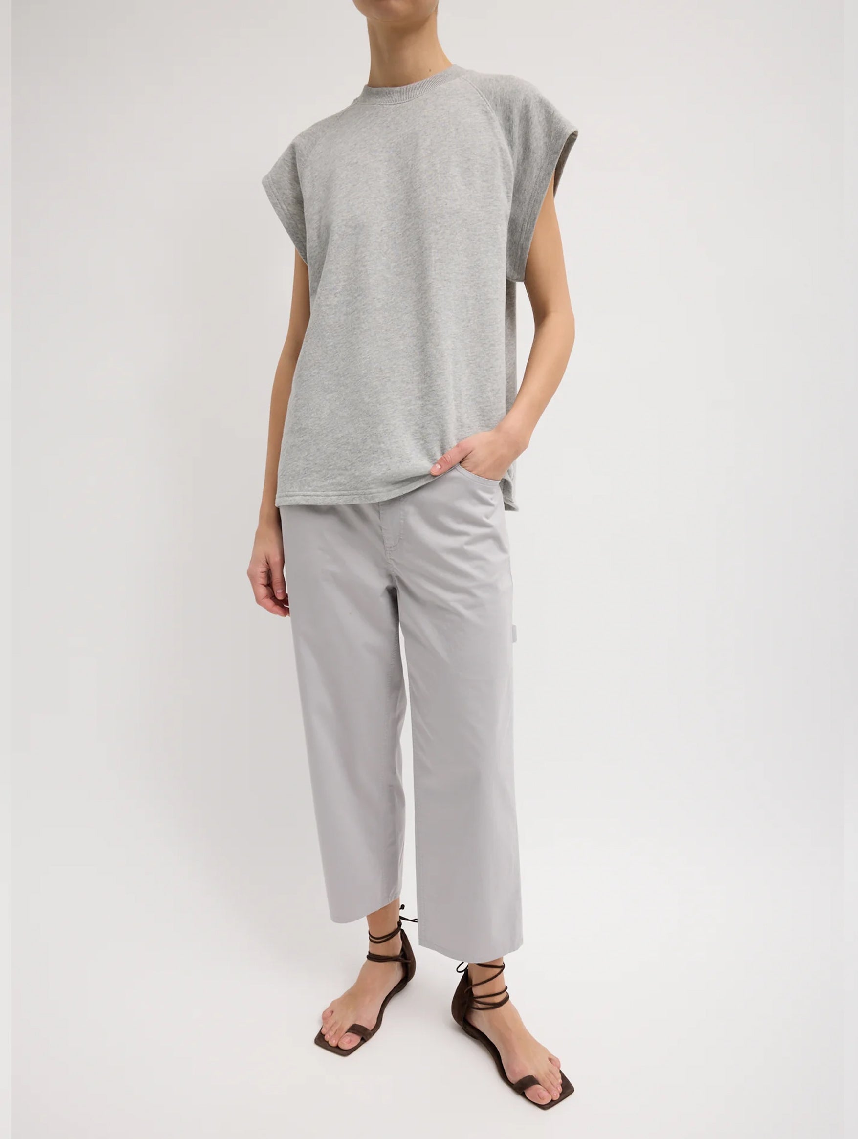 Cropped Slouchy Cargo Jean in Grey