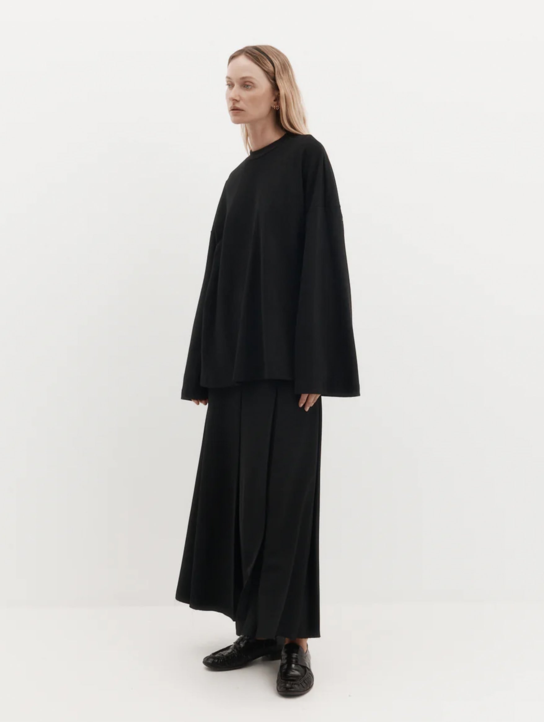 Gibson Long Sleeve T-Shirt in Black