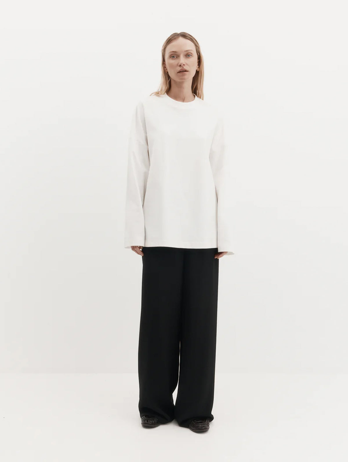 Gibson Long Sleeve T-Shirt in Ivory