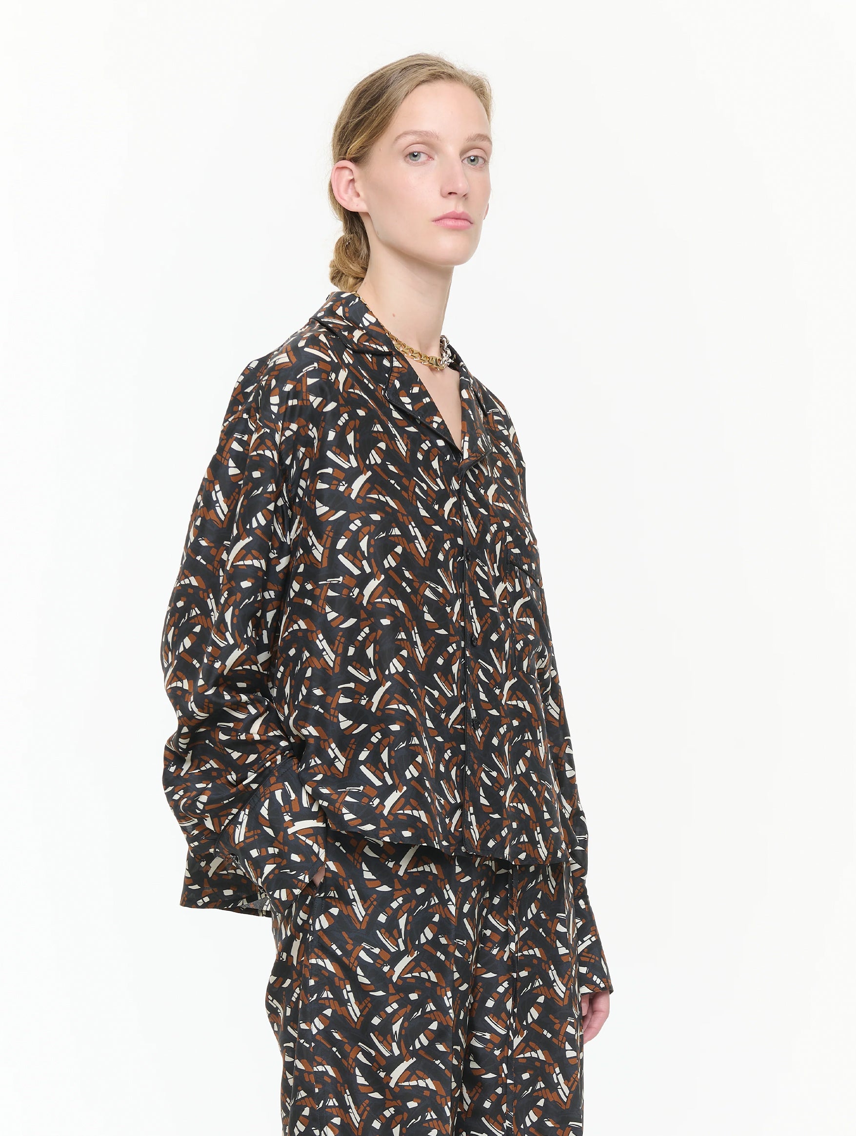 Haboutai Silk Shirt in Brown Fantasy