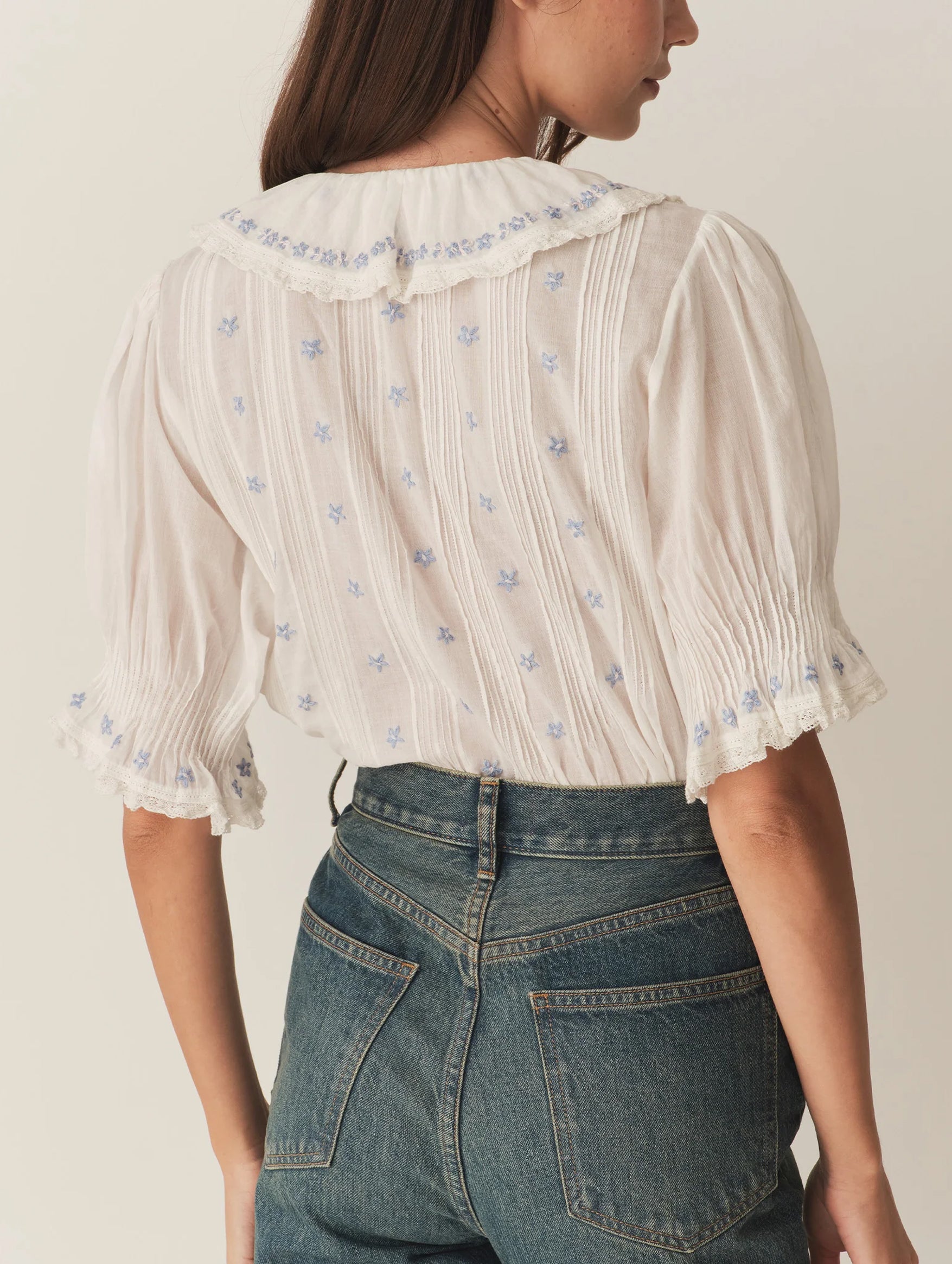 Hettie Floral Embroidery Top in Salt