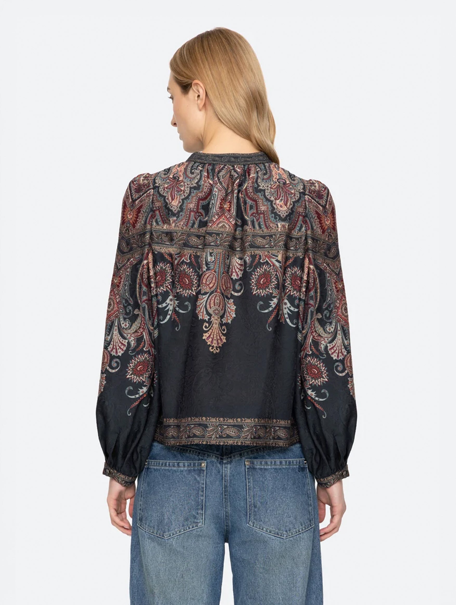 Hyacinth Top in Navy Paisley