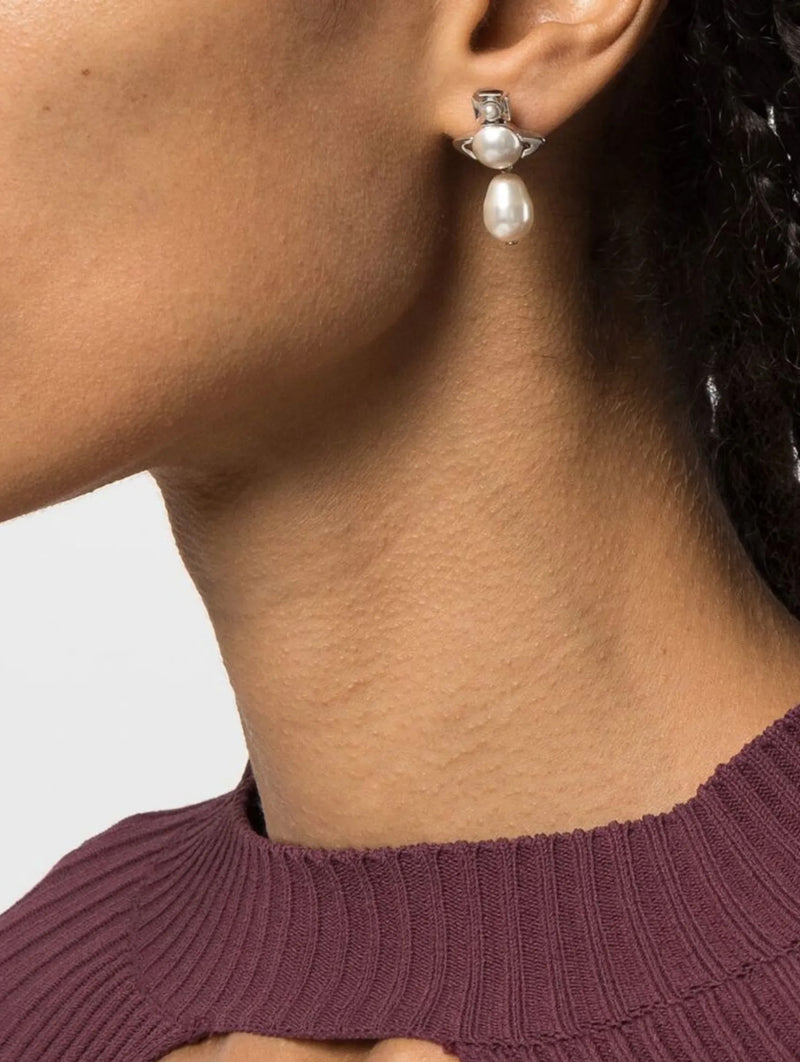 Inass Earrings in Platinum & Creamrose Pearl