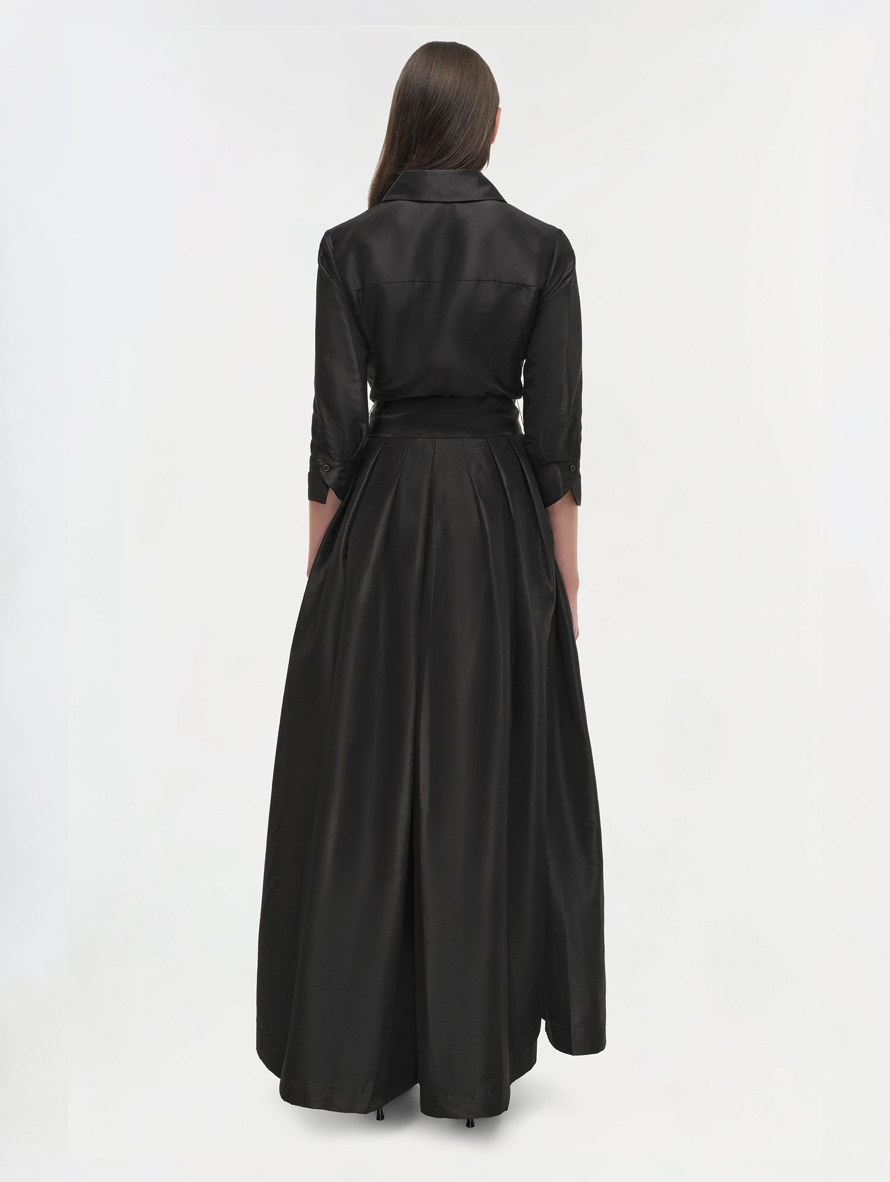 Julip Belted Gown in Black