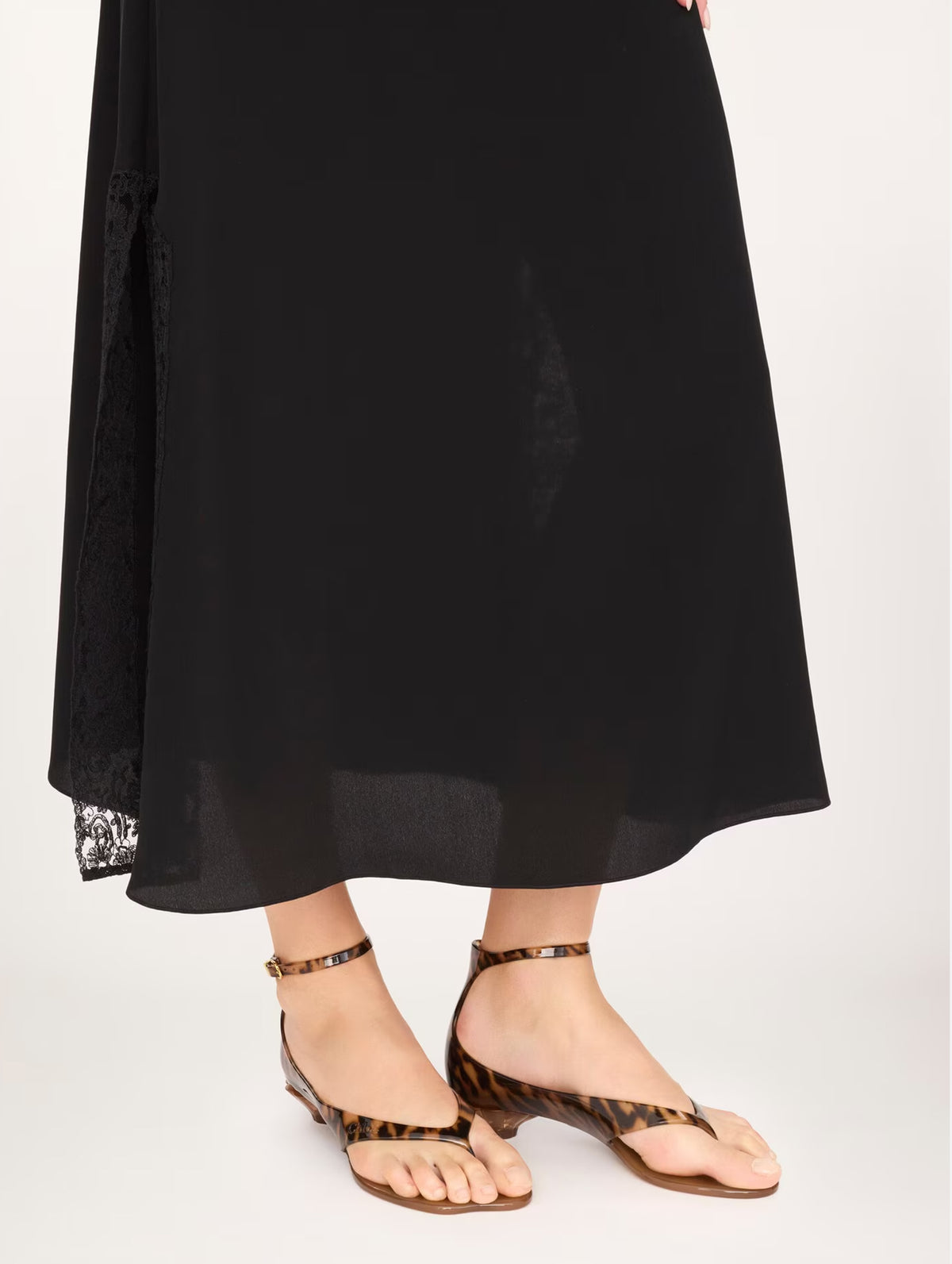 Jelly Sandal in Black Brown