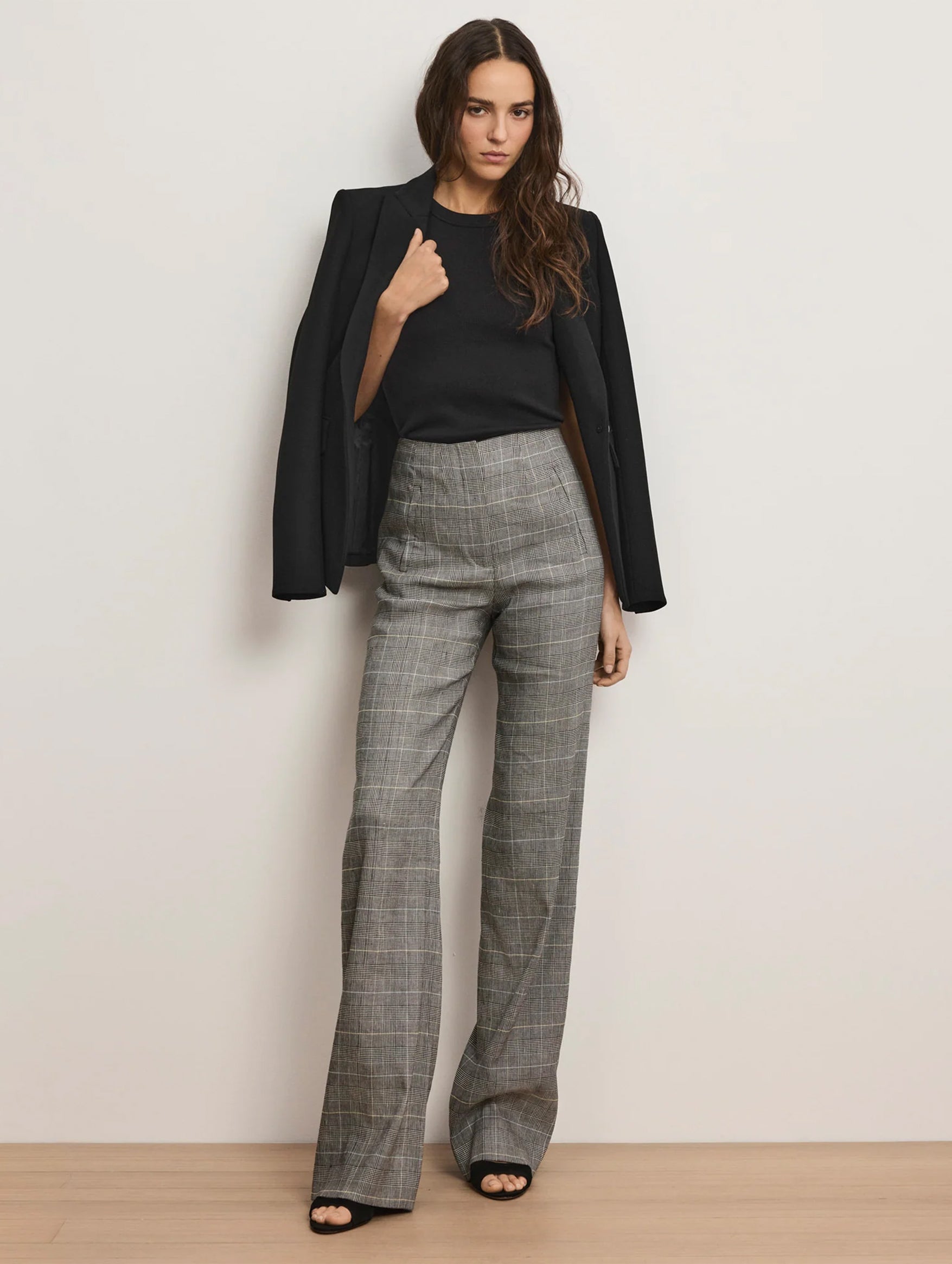 Jude Pant in Black Multi