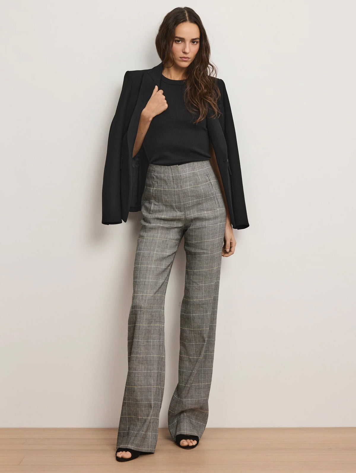 Jude Pant in Black Multi
