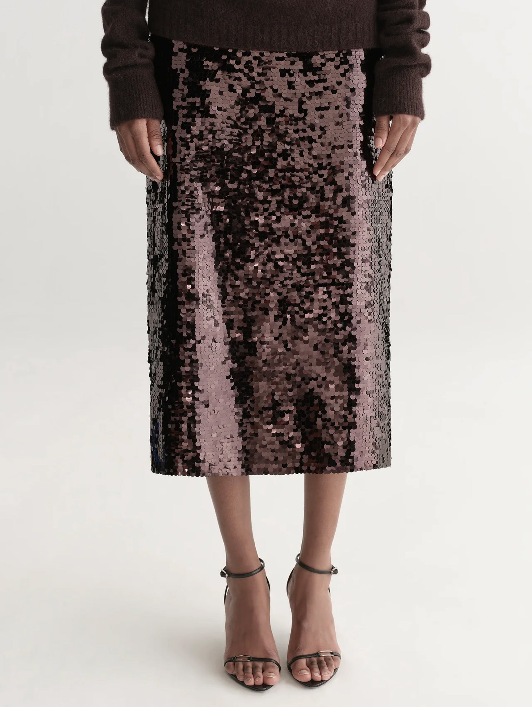 Kali Sequin Midi Skirt in Merlot