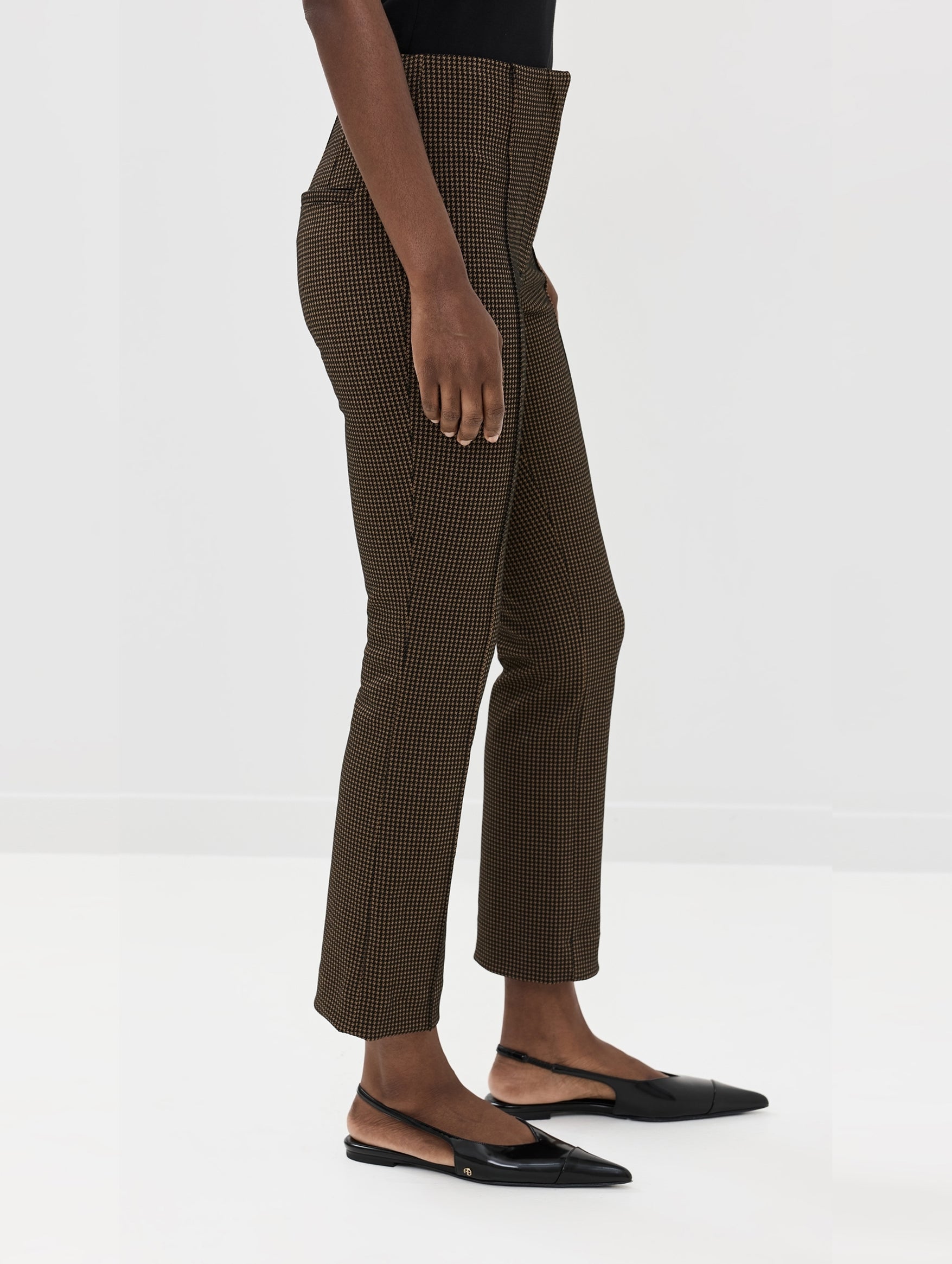 Kean Knit Pant in Acorn Black