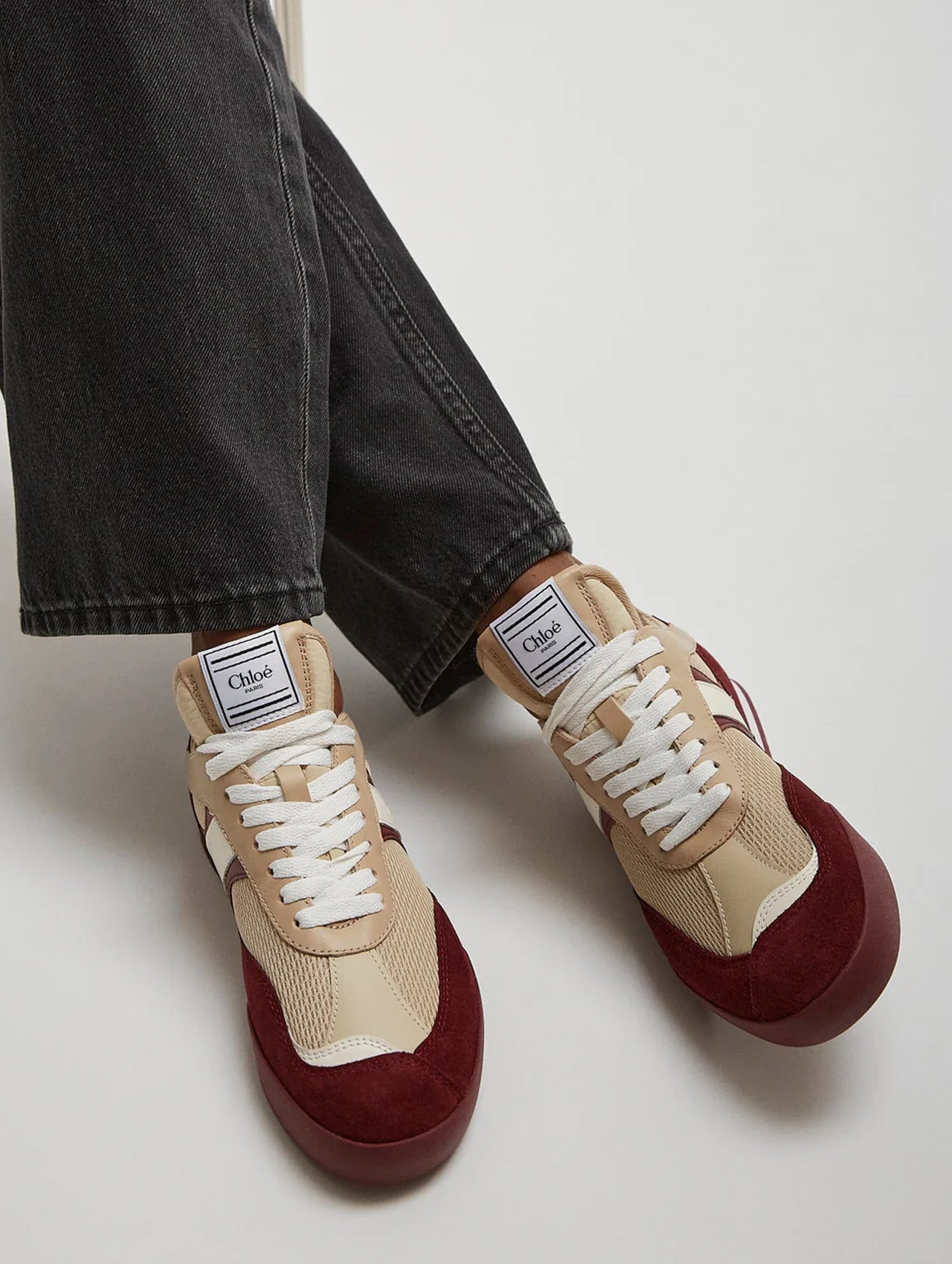 Chloé Kick Sneakers in Beige