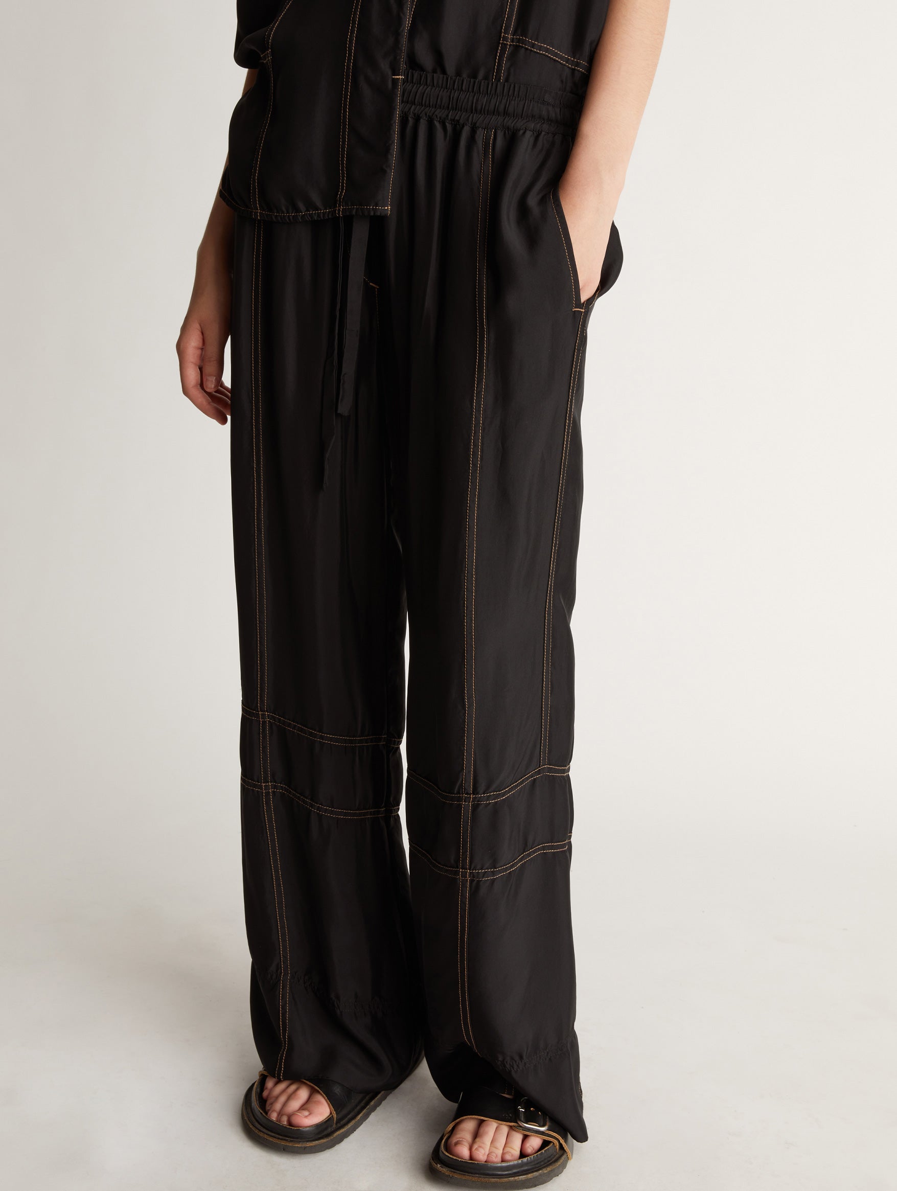 Kilne Pant in Black