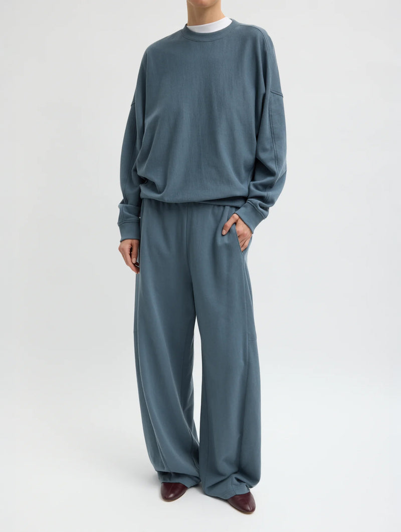 Light Weight Sweatshirting Winslow Pant Regular in Blue Grey