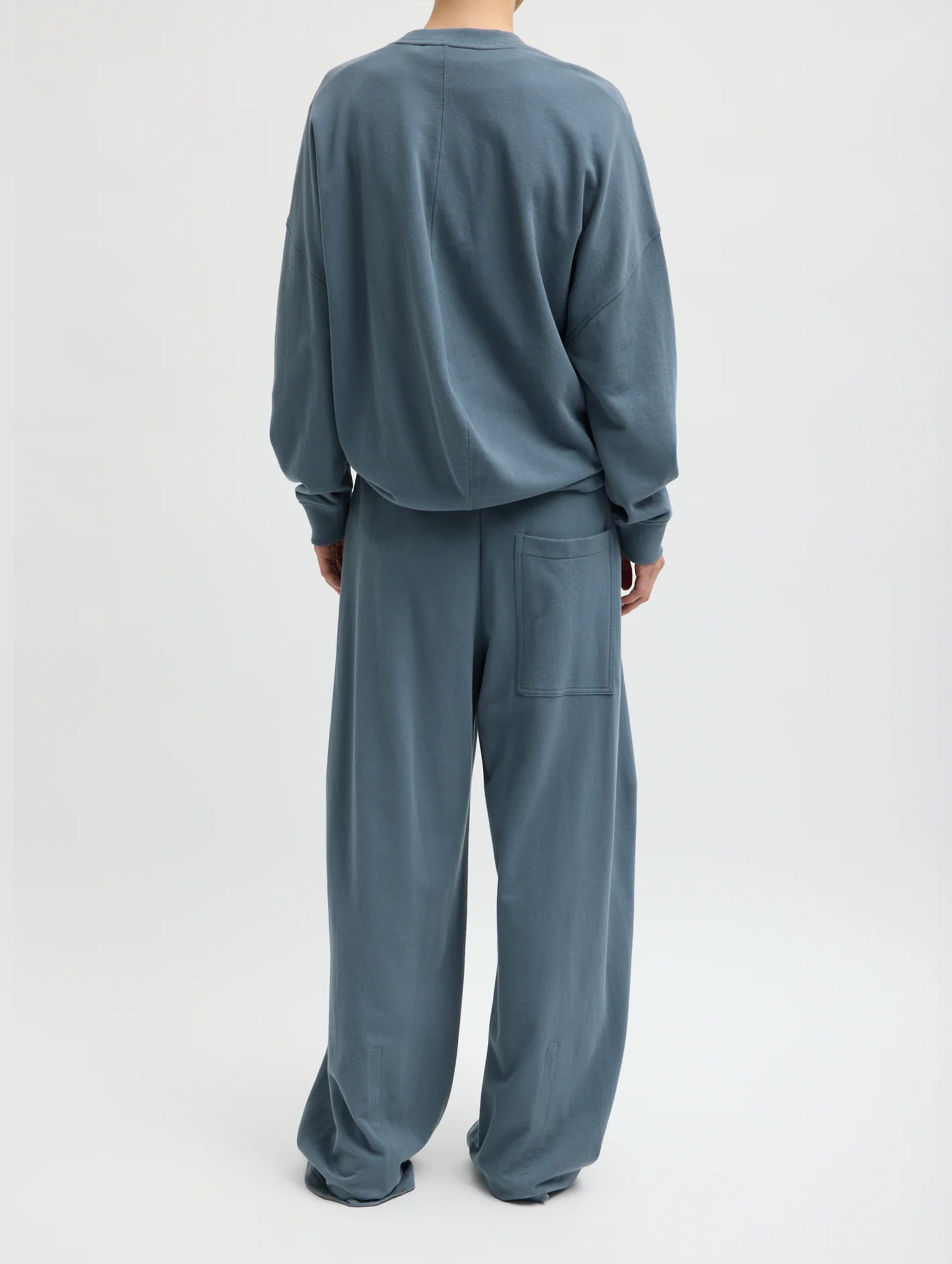 Light Weight Sweatshirting Winslow Pant Regular in Blue Grey