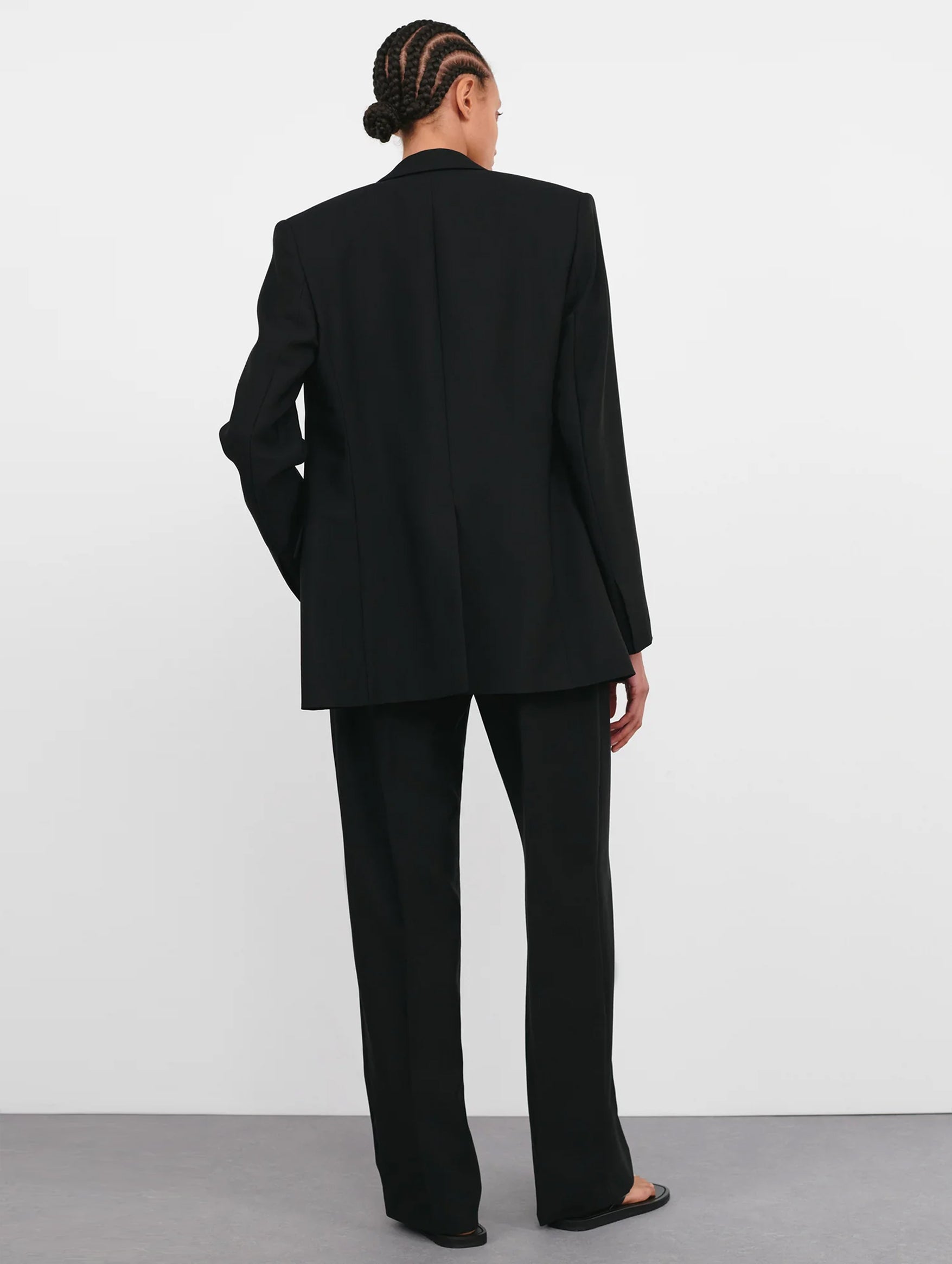 Light Longline Blazer in Black