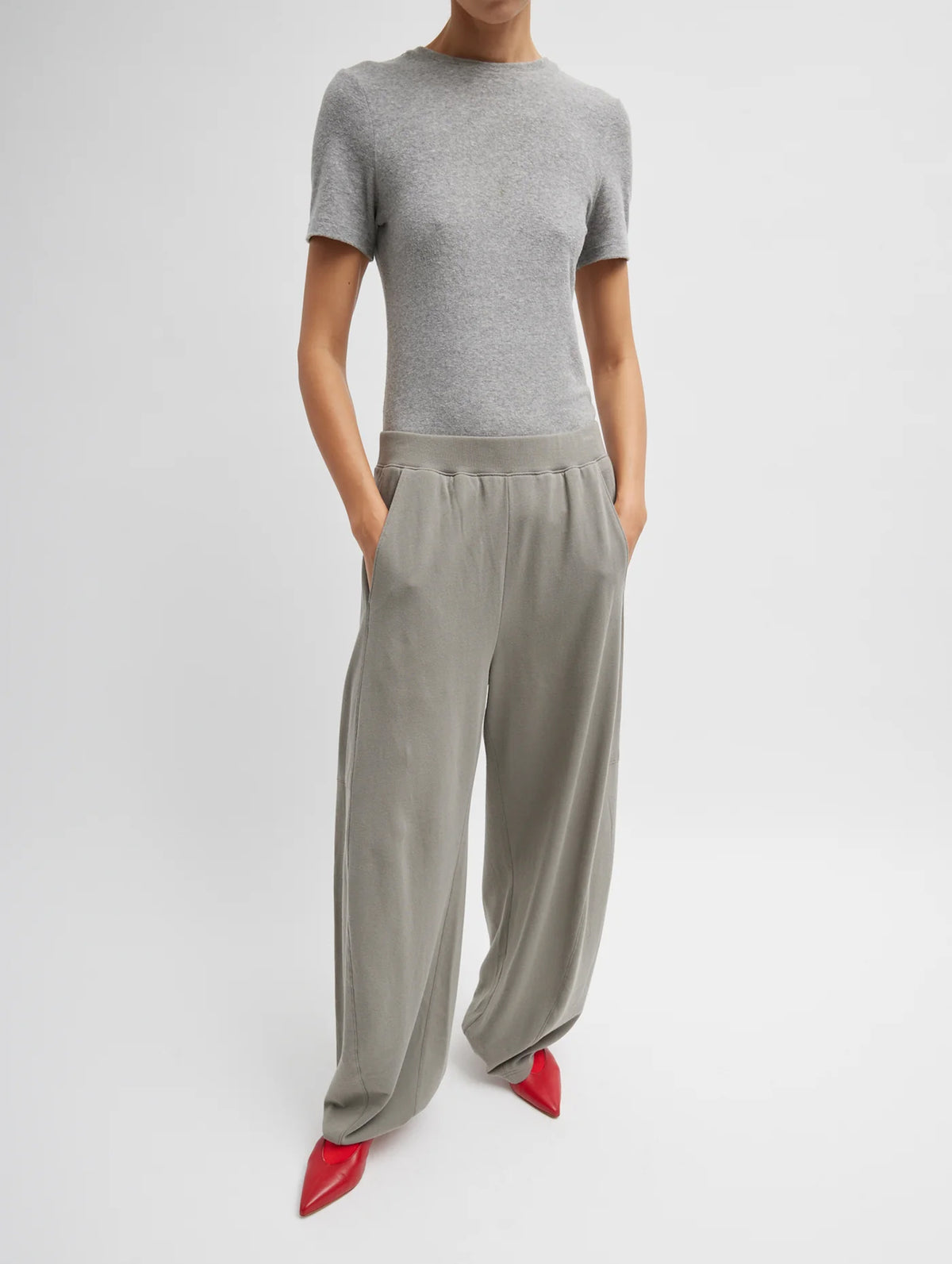 Light Weight Sweatshirting Short Winslow Pant in Dark Stone