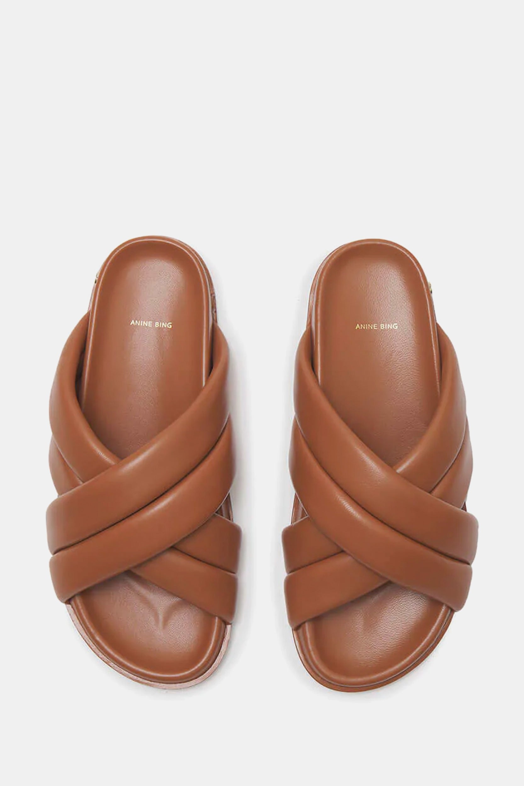 Lizzie Slides in Cognac